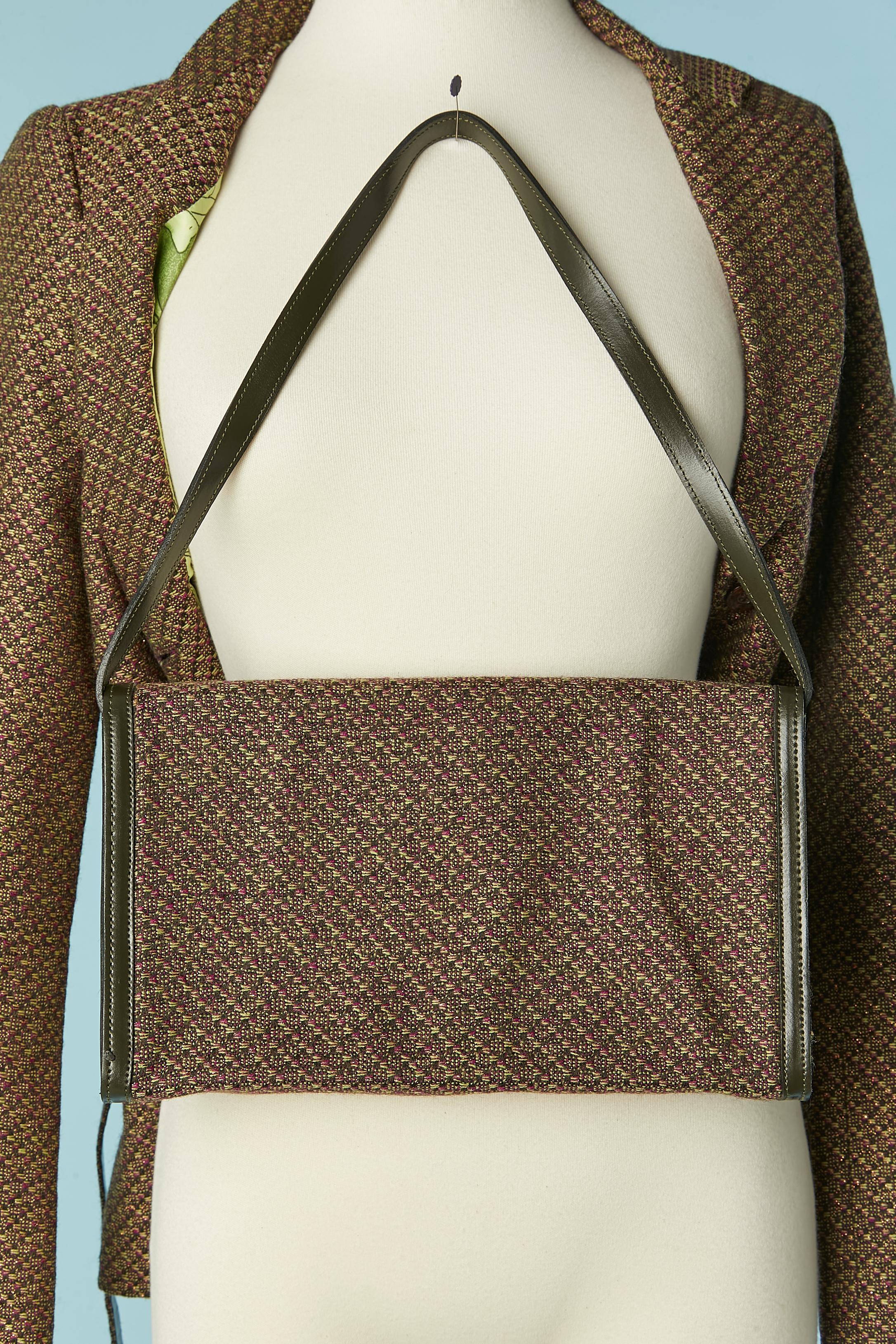 Giacca monopetto in tweed con borsa dello stesso tessuto Christian Lacroix BAZAR in vendita 5