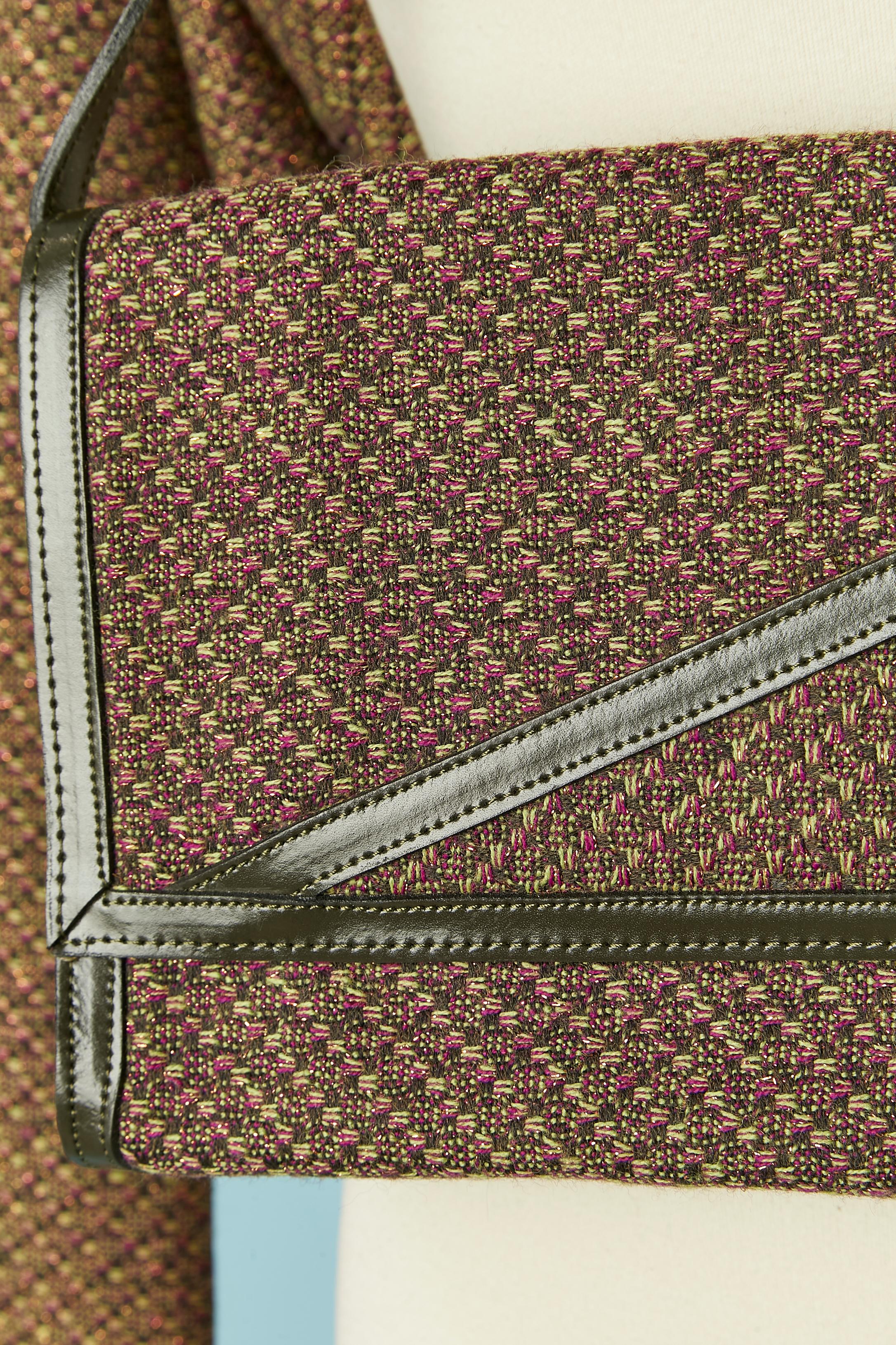 Giacca monopetto in tweed con borsa dello stesso tessuto Christian Lacroix BAZAR in vendita 4