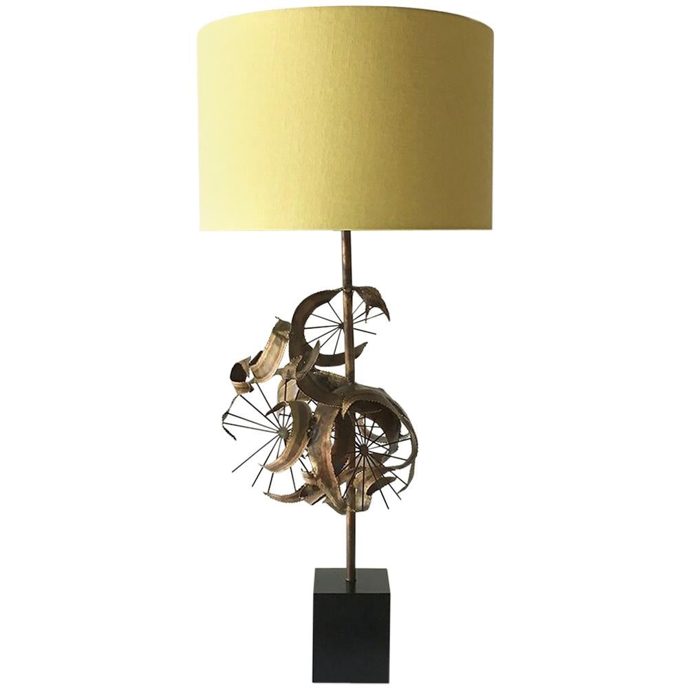 Single Brutalist Curtis Jere Attributed Metal Table Lamp, 1970s For Sale
