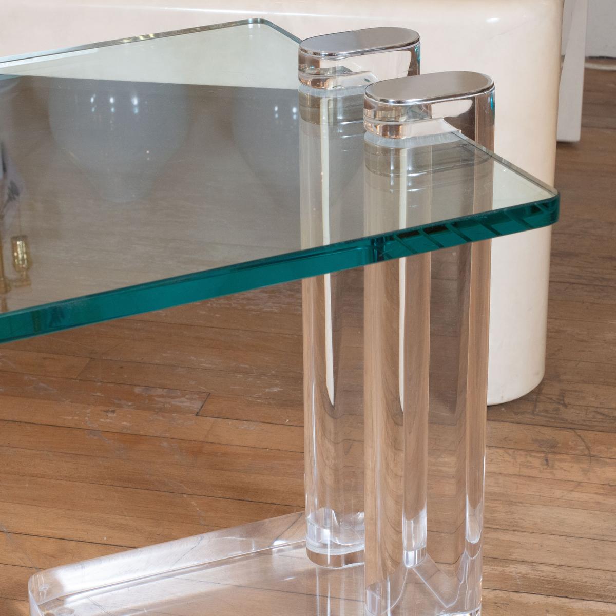 Mid-Century Modern Single cantilevered square Lucite and glass table For Sale