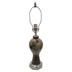 Einzelne Keramik-Tischlampe
