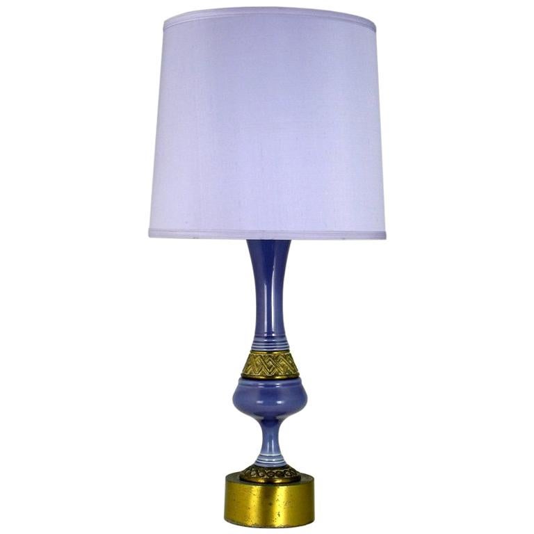 Single  Ceramic Table Lamp In Amethyst And Brass For Sale