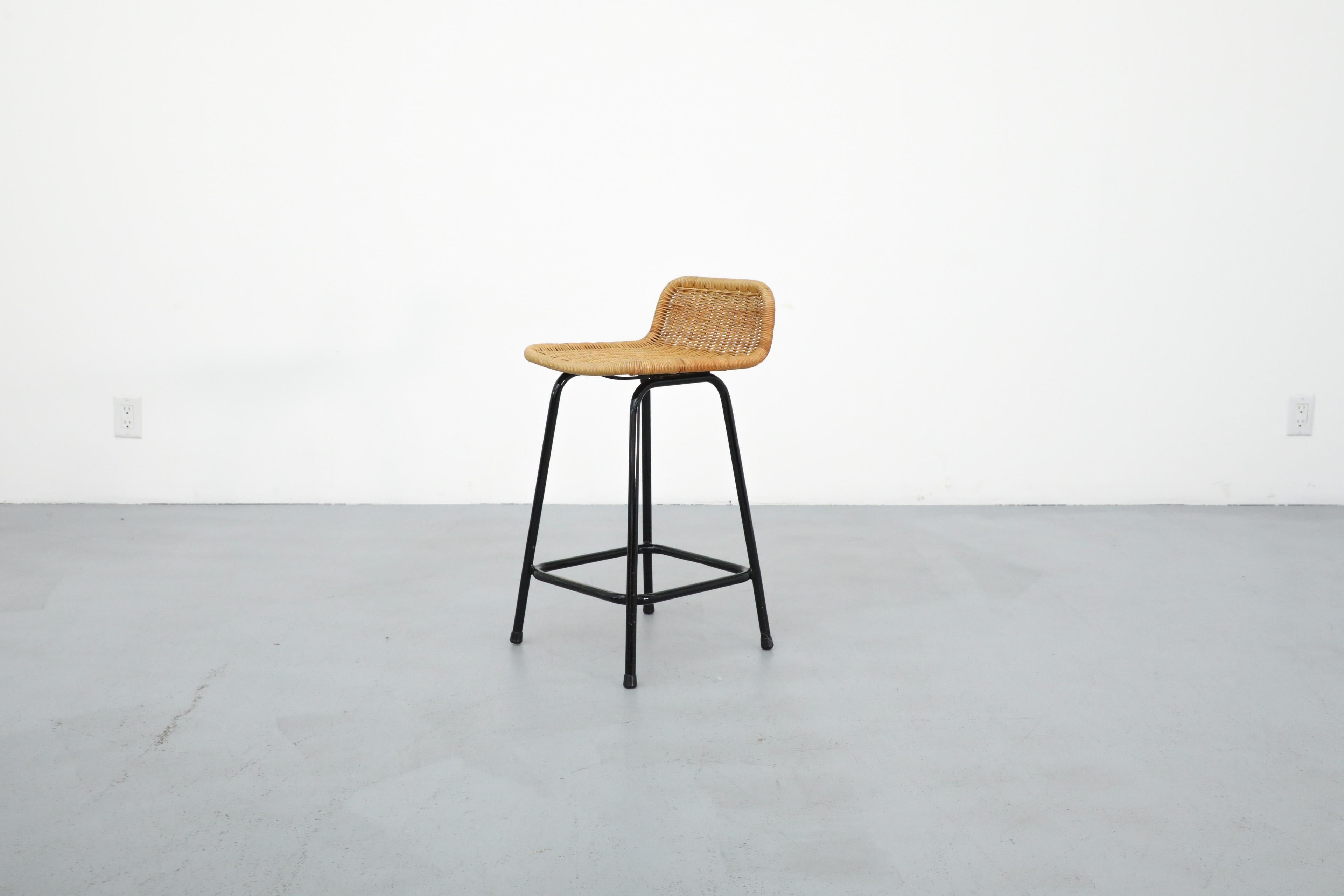 Mid-Century Modern Single Charlotte Perriand Style Wicker Bar Stool by Rohe Noordwolde For Sale
