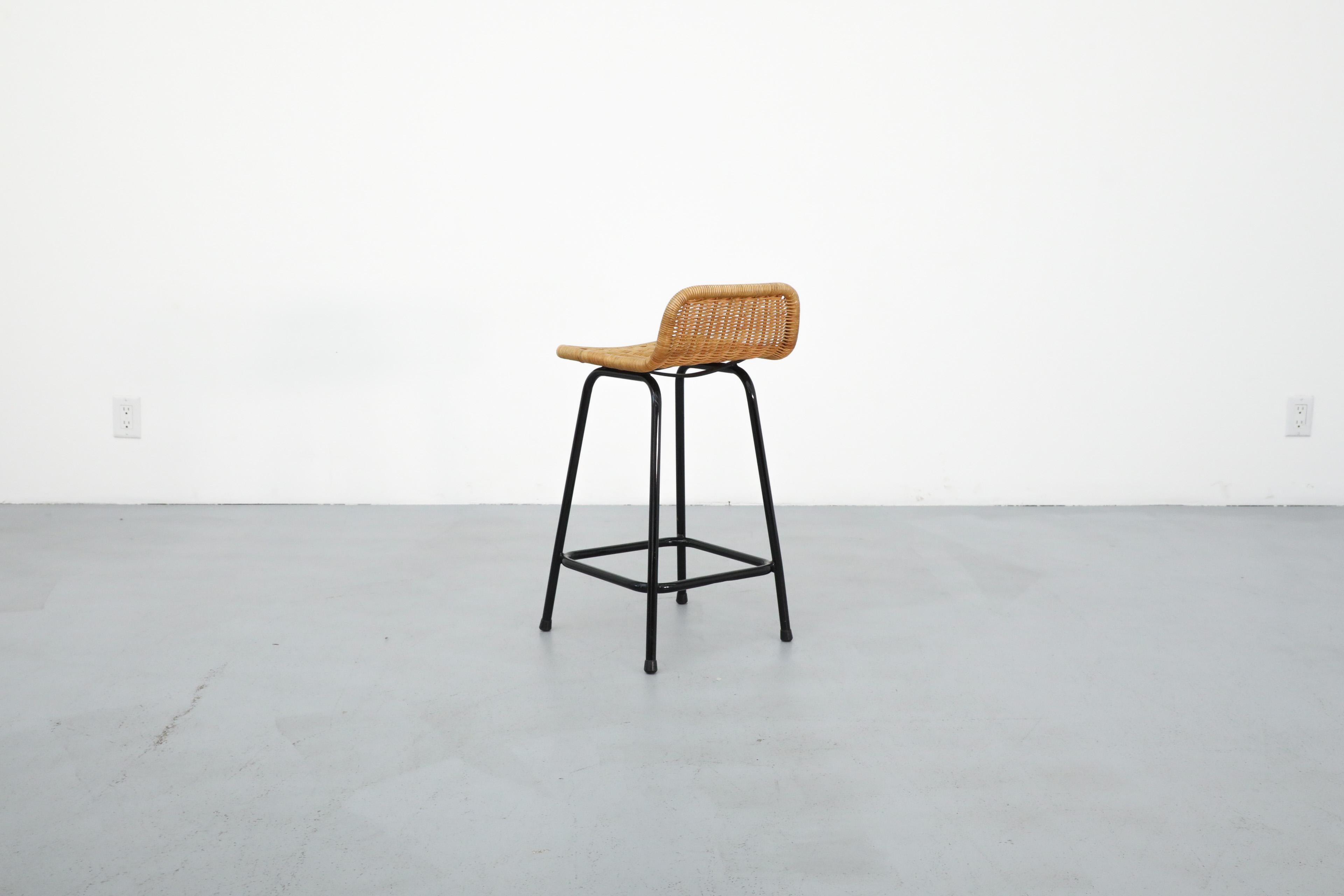 Woven Single Charlotte Perriand Style Wicker Bar Stool by Rohe Noordwolde For Sale