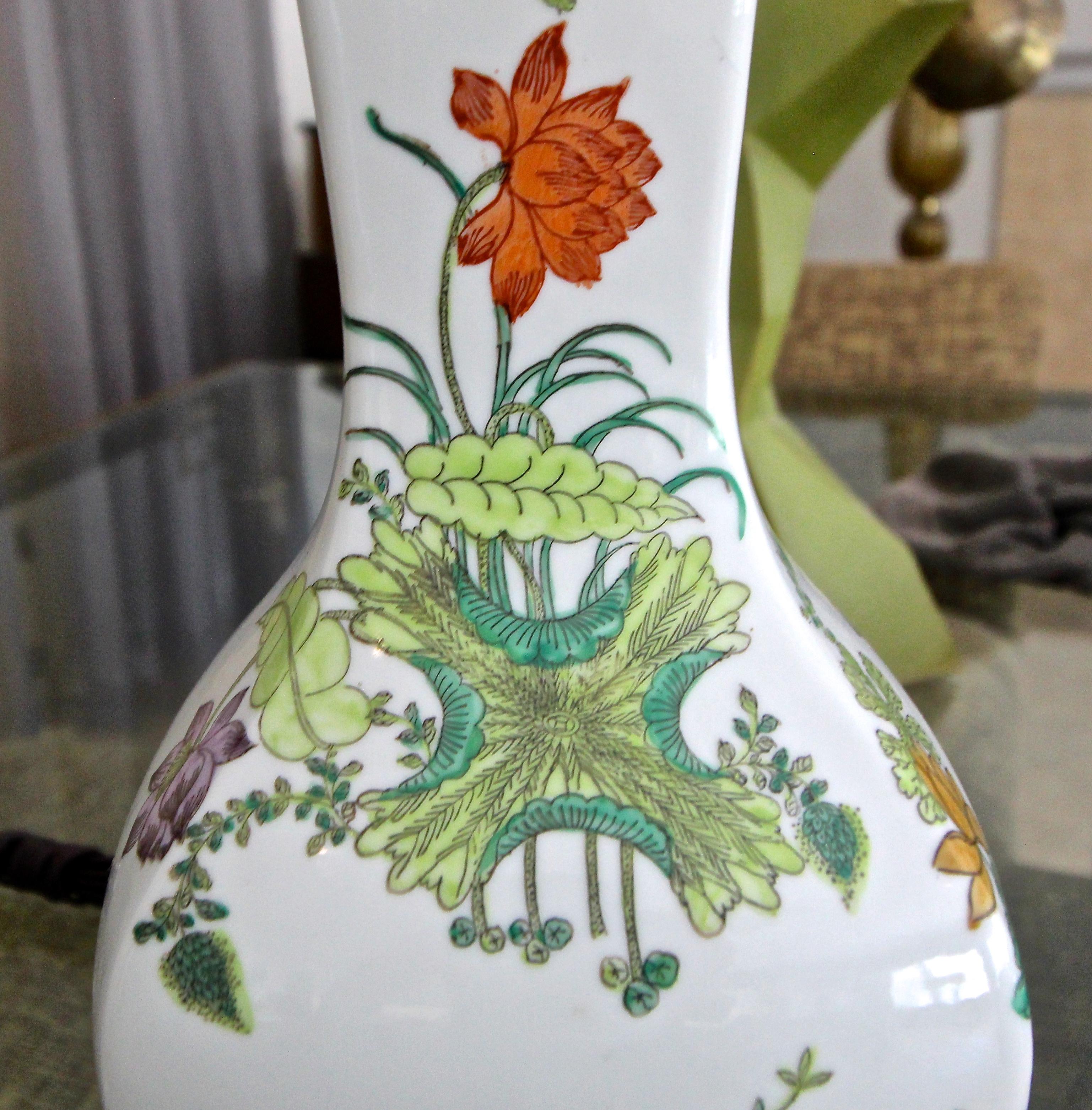 Single Chinese Asian Famille Rose Porcelain Vase Table Lamp 6