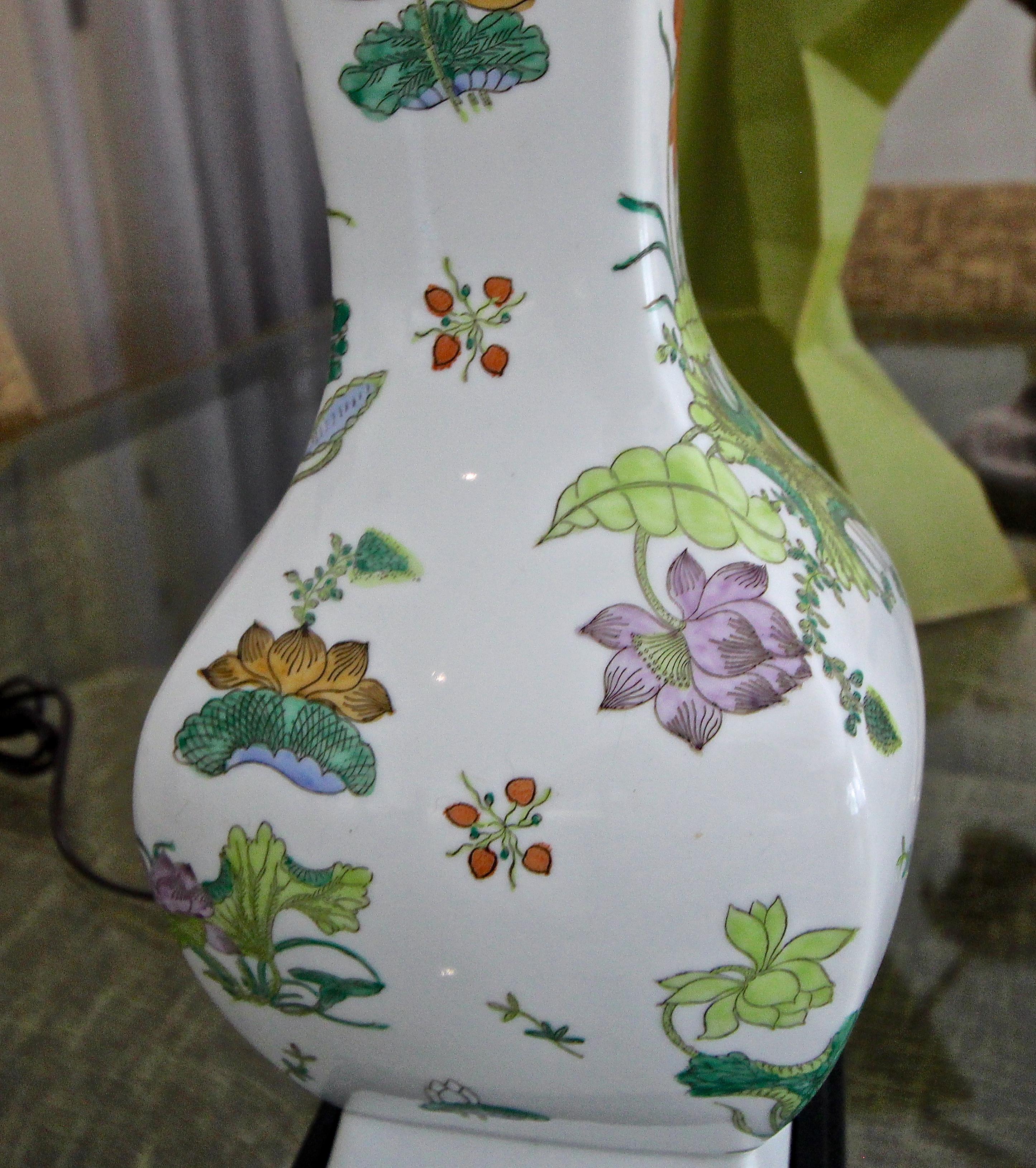 Single Chinese Asian Famille Rose Porcelain Vase Table Lamp 7