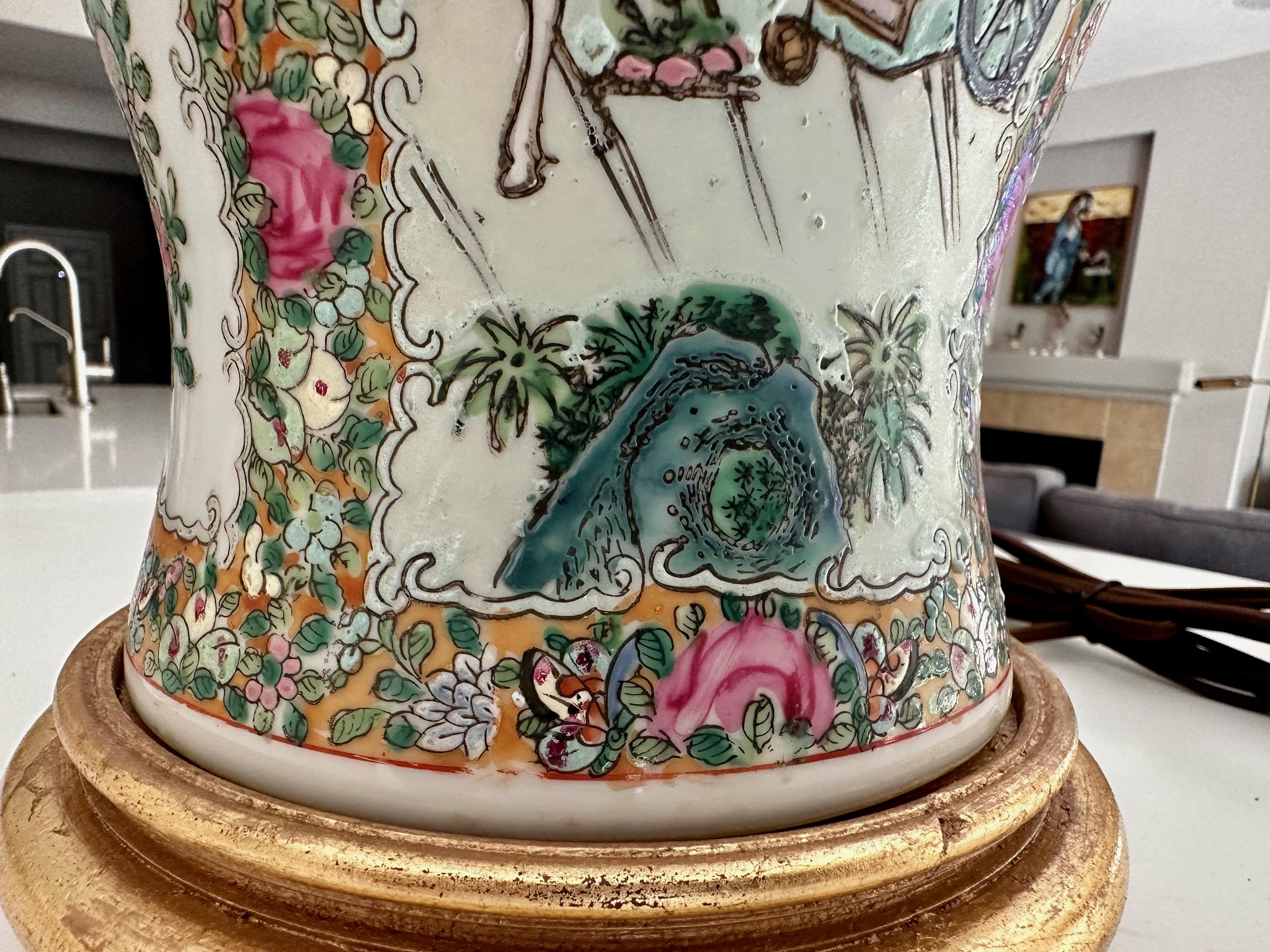 Single Chinese Asian Famille Rose Porcelain Vase Table Lamp For Sale 11