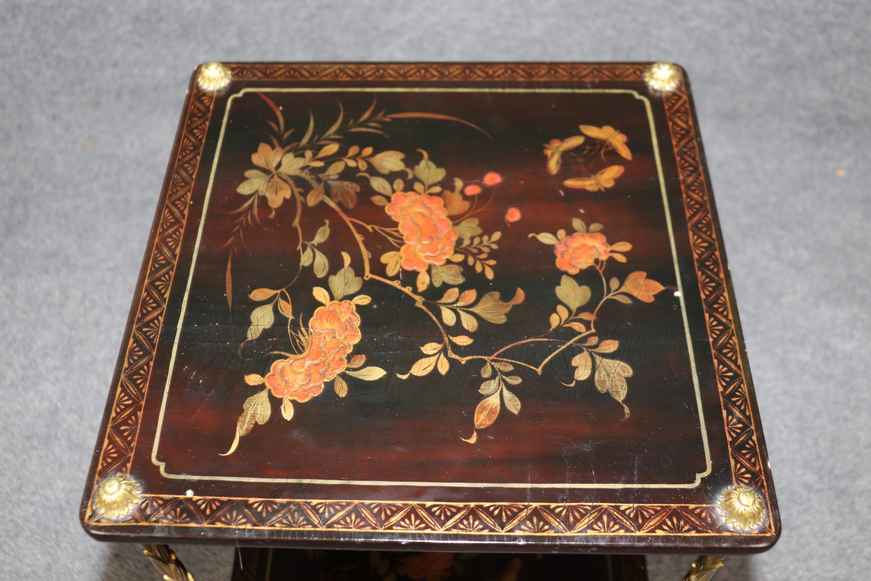 Einzelne Chinoiserie Messing Farbe dekoriert Maison Bagues zugeschrieben End Tabelle (Französisch) im Angebot