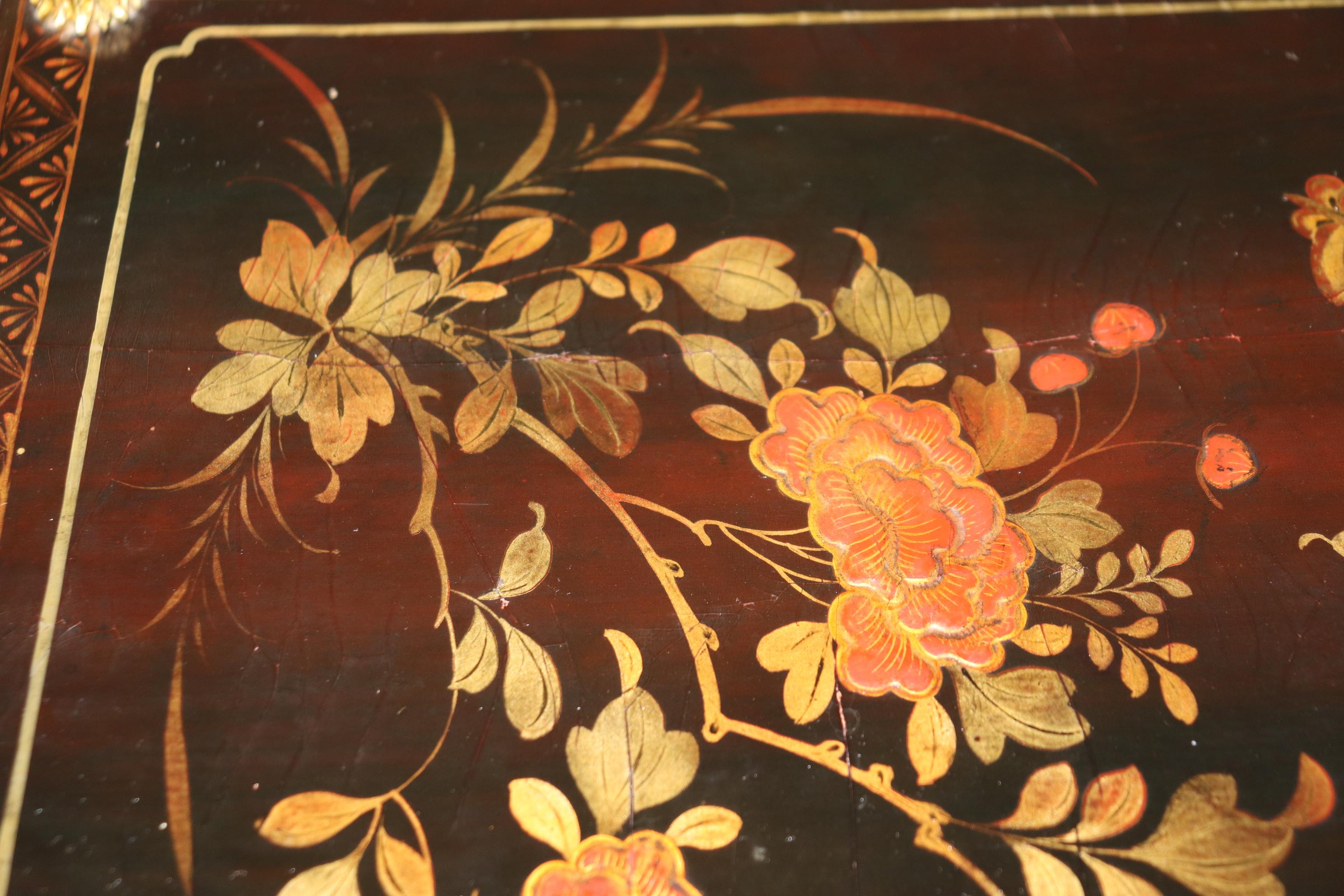 Einzelne Chinoiserie Messing Farbe dekoriert Maison Bagues zugeschrieben End Tabelle im Angebot 1