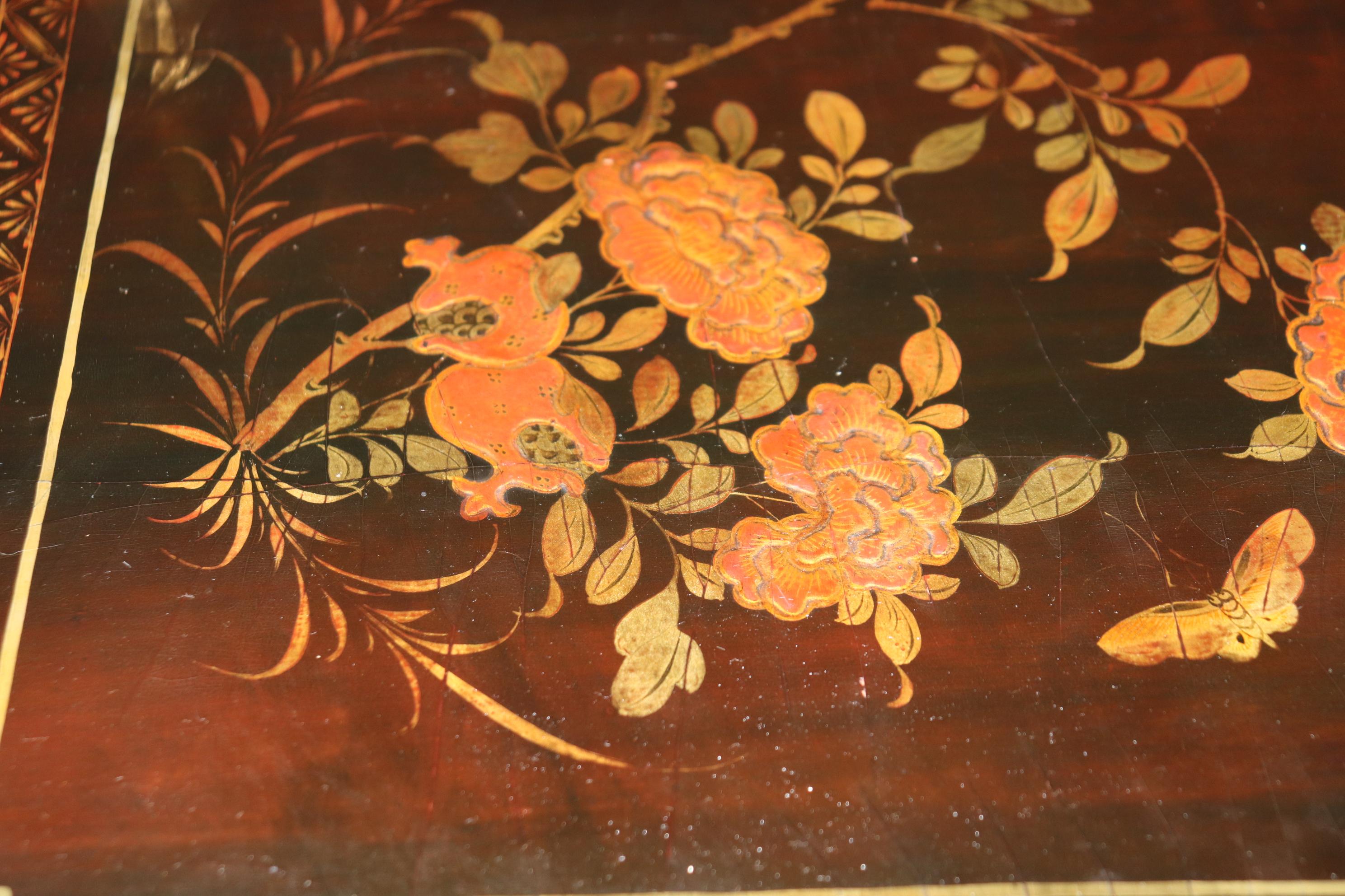 Einzelne Chinoiserie Messing Farbe dekoriert Maison Bagues zugeschrieben End Tabelle im Angebot 2