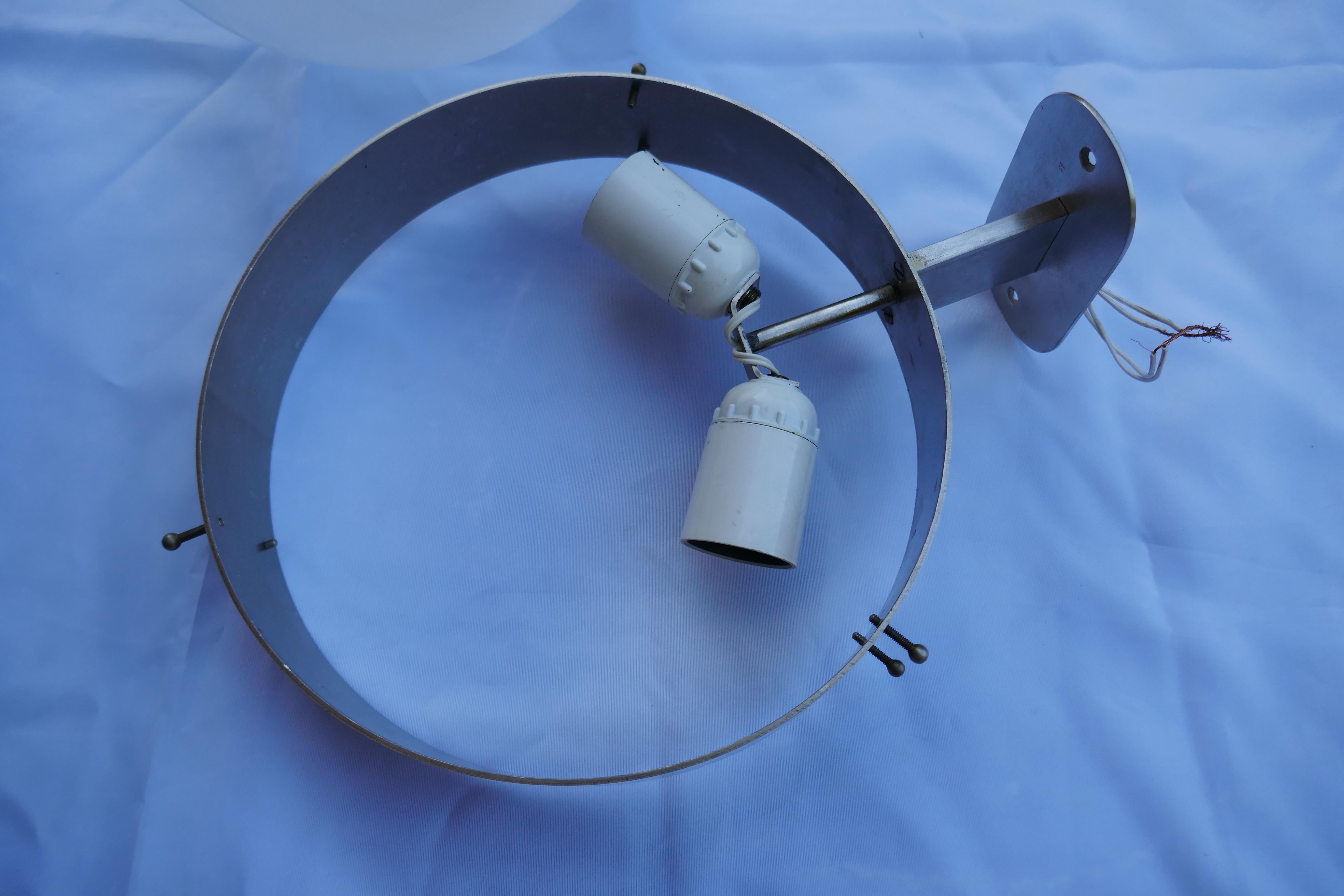 Single Clio wall light by Sergio Mazza for Artemide For Sale 4