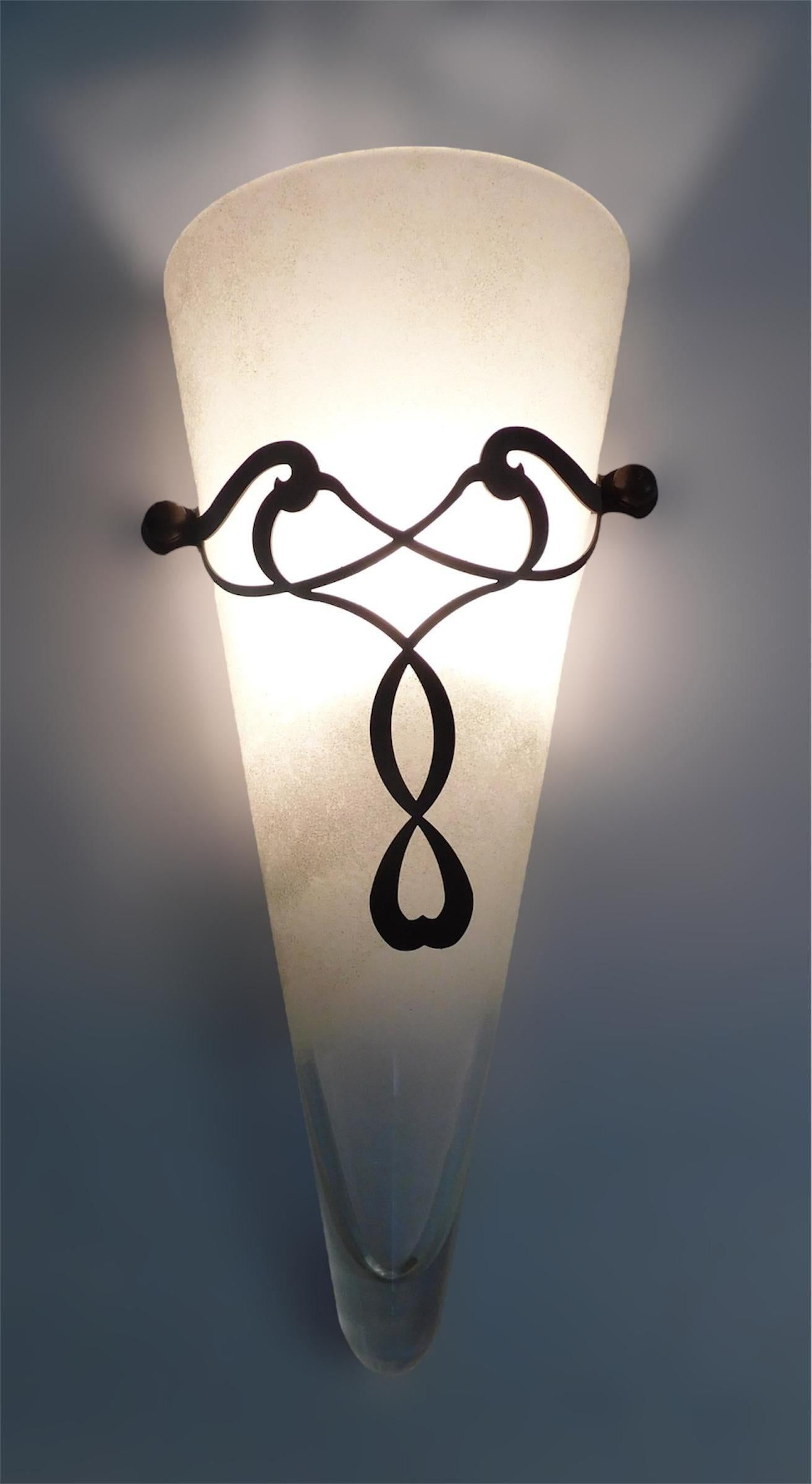 Single Conical Murano Sconce For Sale 3