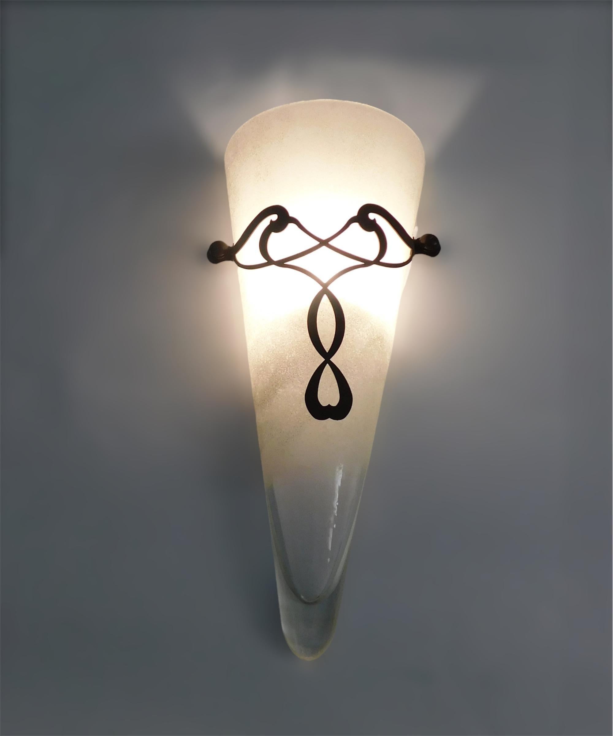 Single Conical Murano Sconce For Sale 4