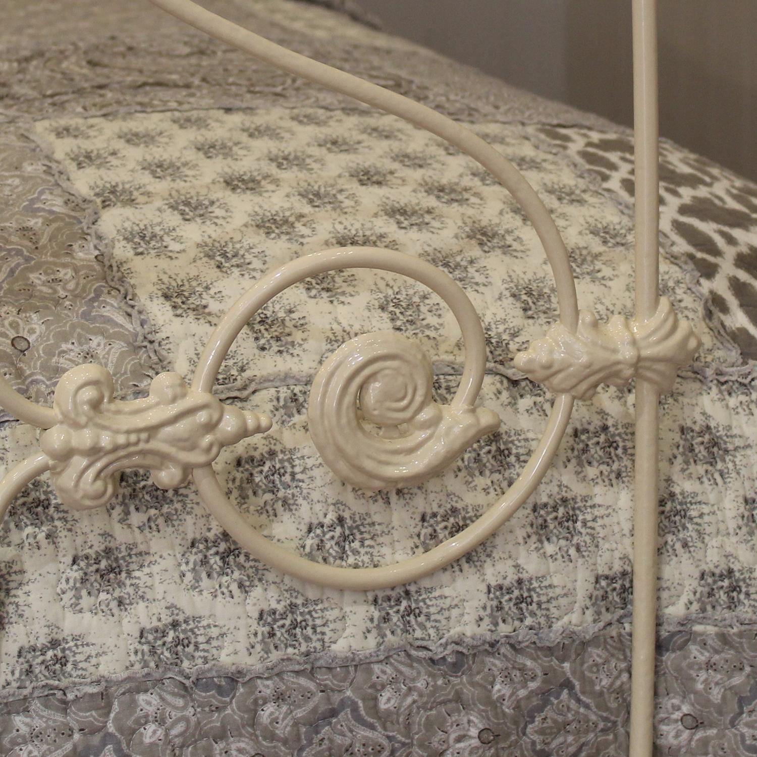 19th Century Single Cream Antique Bed MS65