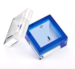 Einzelner Ohrhänger 14 Karat Weißgold, ID Buchstabe J aus blauer Emaille, Evil Eye