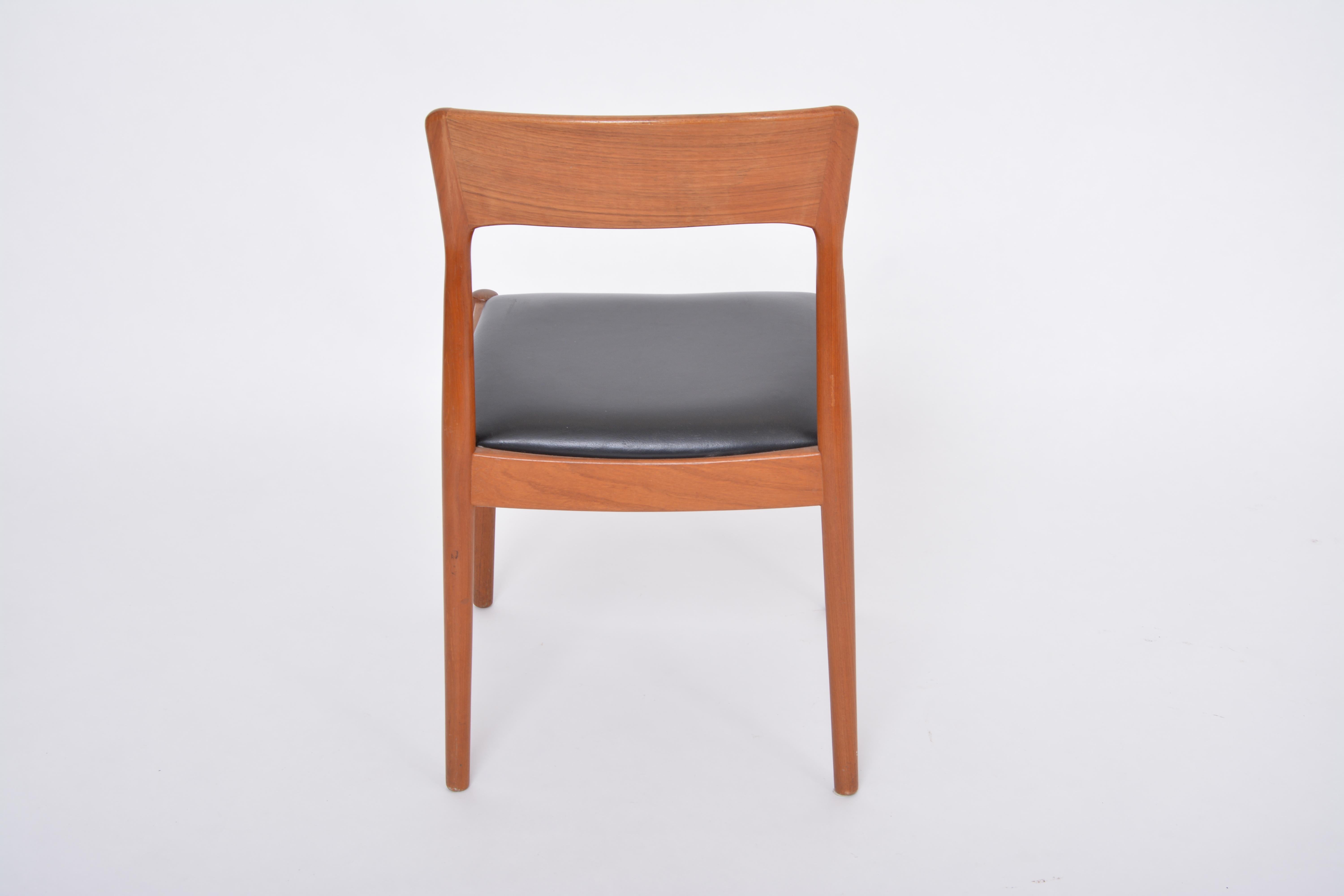 Single Danish Midcentury Modern Teak Chair 3