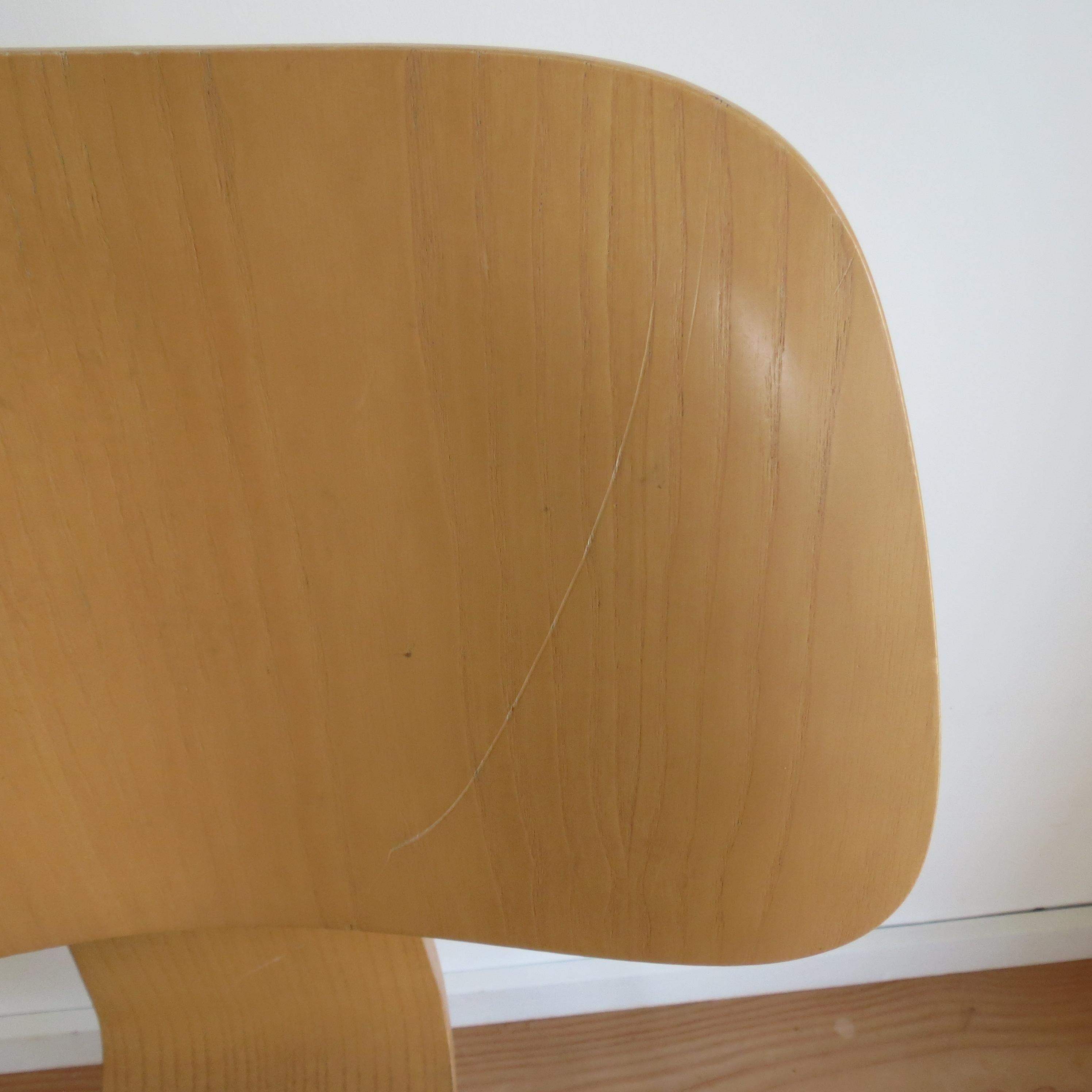 Single DCW Dining Chair by Charles Eames for Vitra Plywood 1999 6