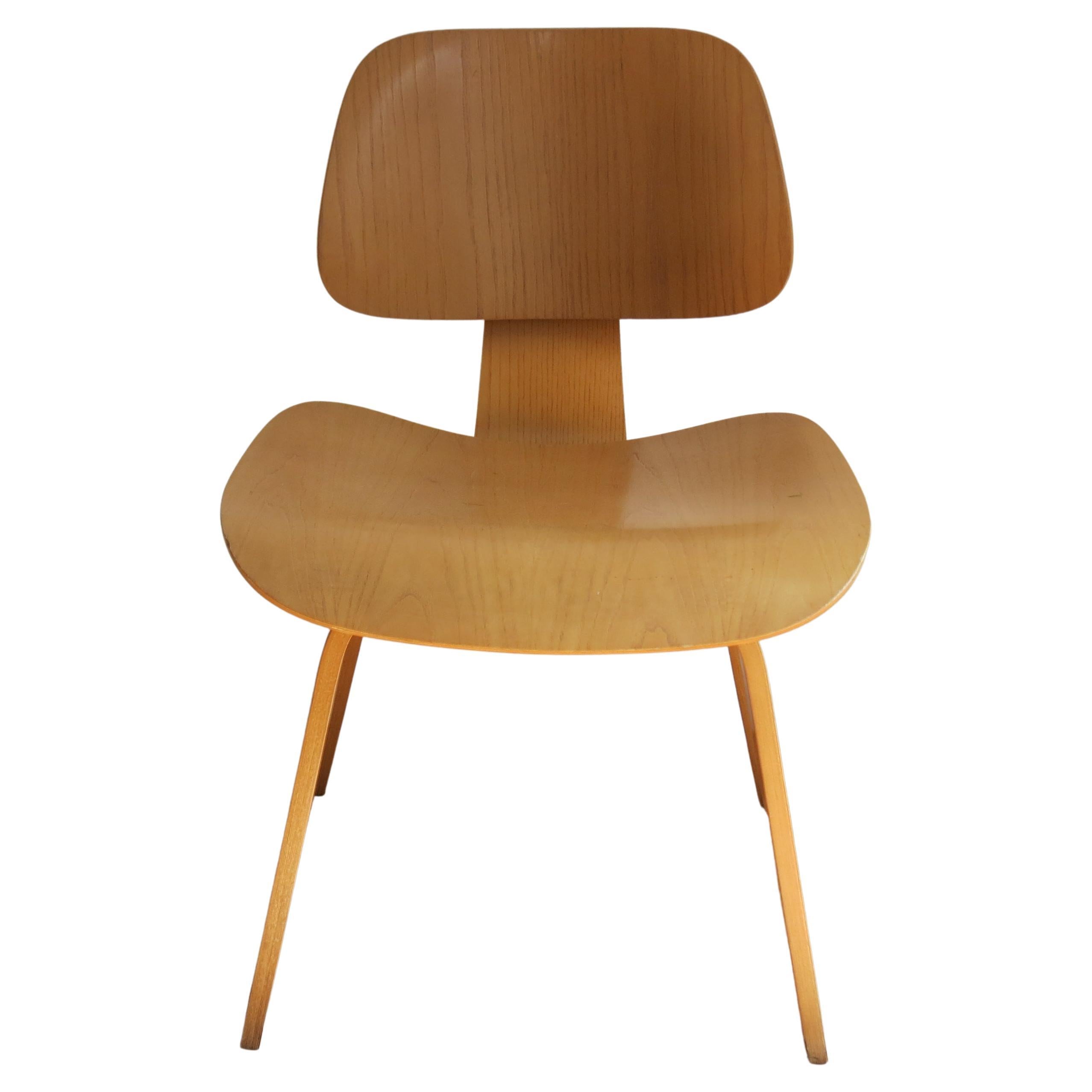 Single DCW Dining Chair by Charles Eames for Vitra Plywood 1999