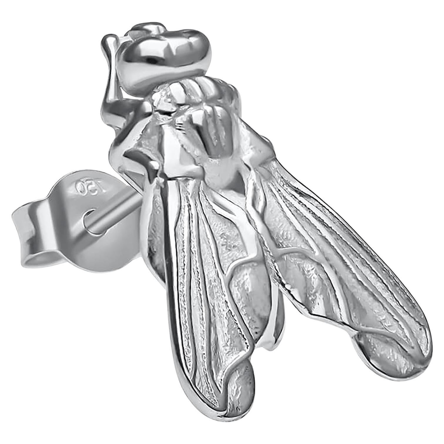 Single Designer Earring with 18K White Gold Fly Motif from the Classique Collect For Sale