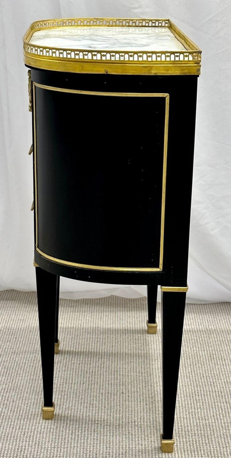 Single Ebony Demilune Marble Top Bronze Mounted End / Side Table In Good Condition For Sale In Stamford, CT