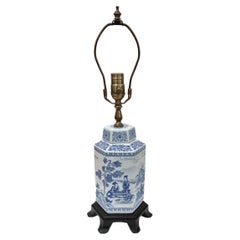 Single English Chinoiserie Lamp