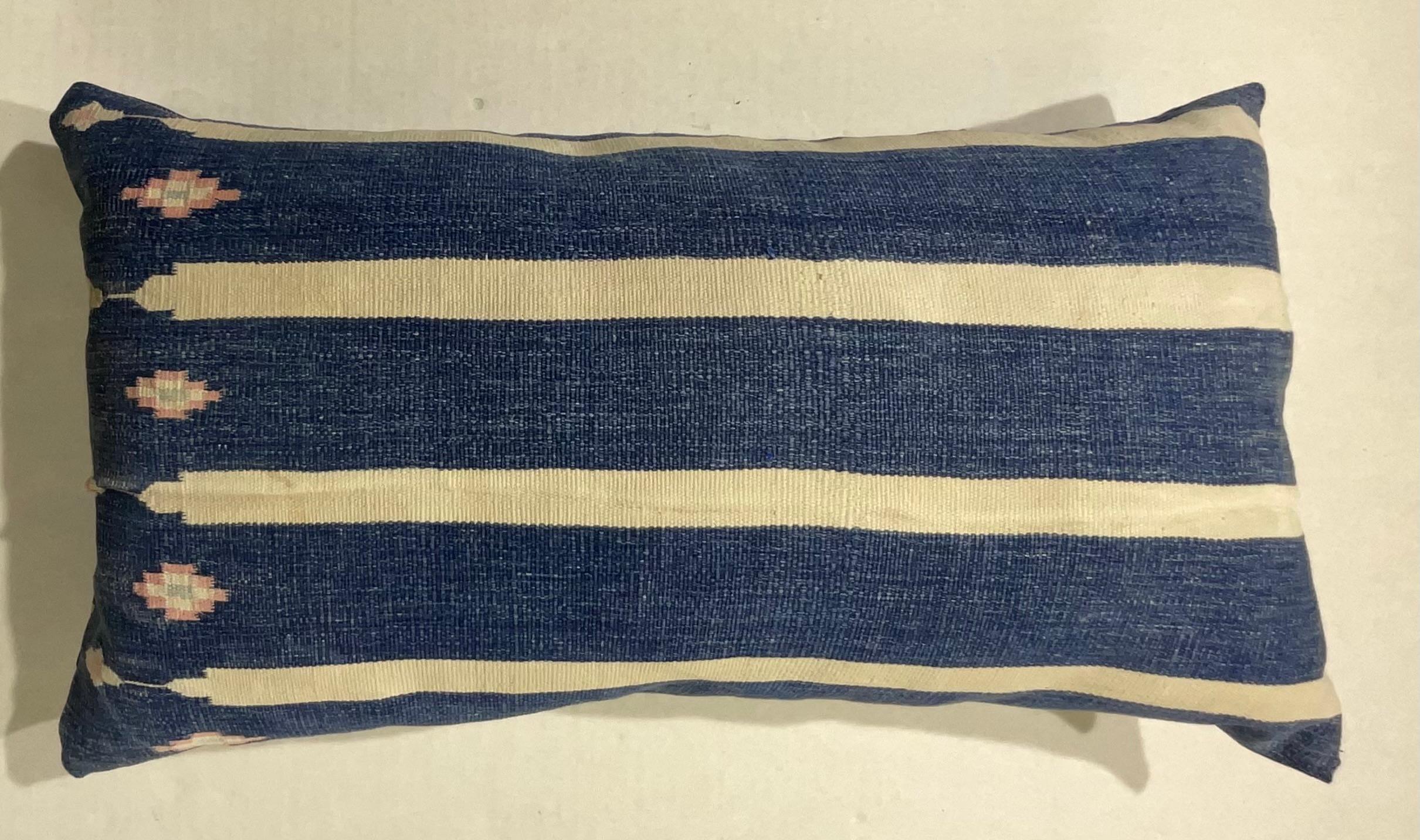 Einzeln  Flat Weave Antike Textilkissen (Frühes 20. Jahrhundert) im Angebot