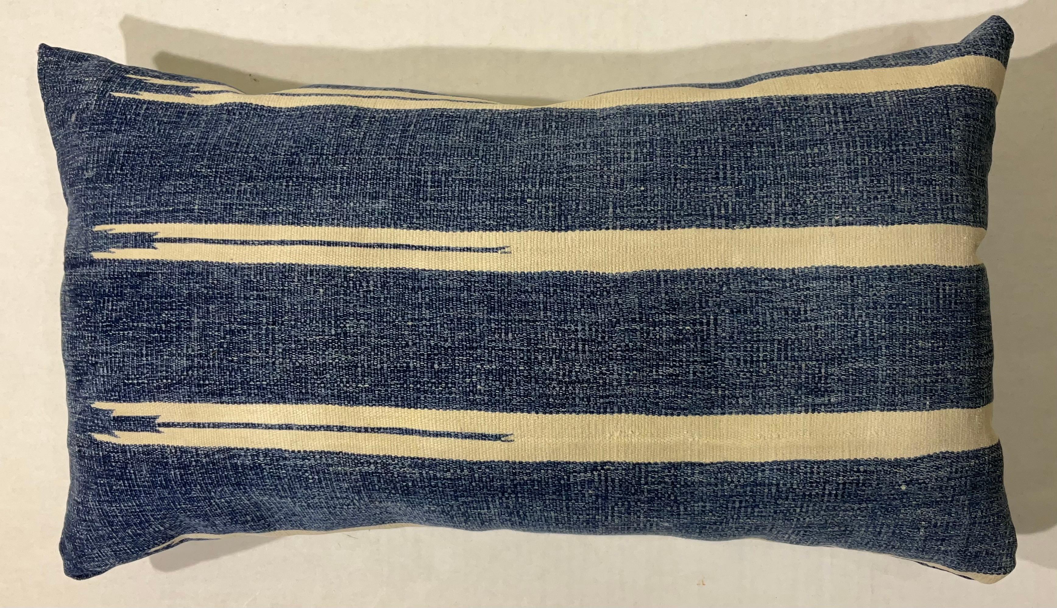 Einzeln  Flat Weave Antike Textilkissen im Angebot 2