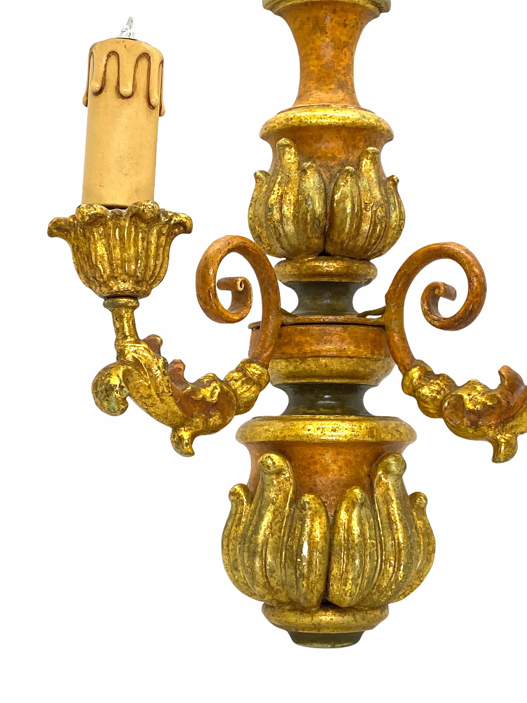 Hollywood Regency Single Florentine Tole Toleware Italian Giltwood Sconce, Italy, 1980s For Sale