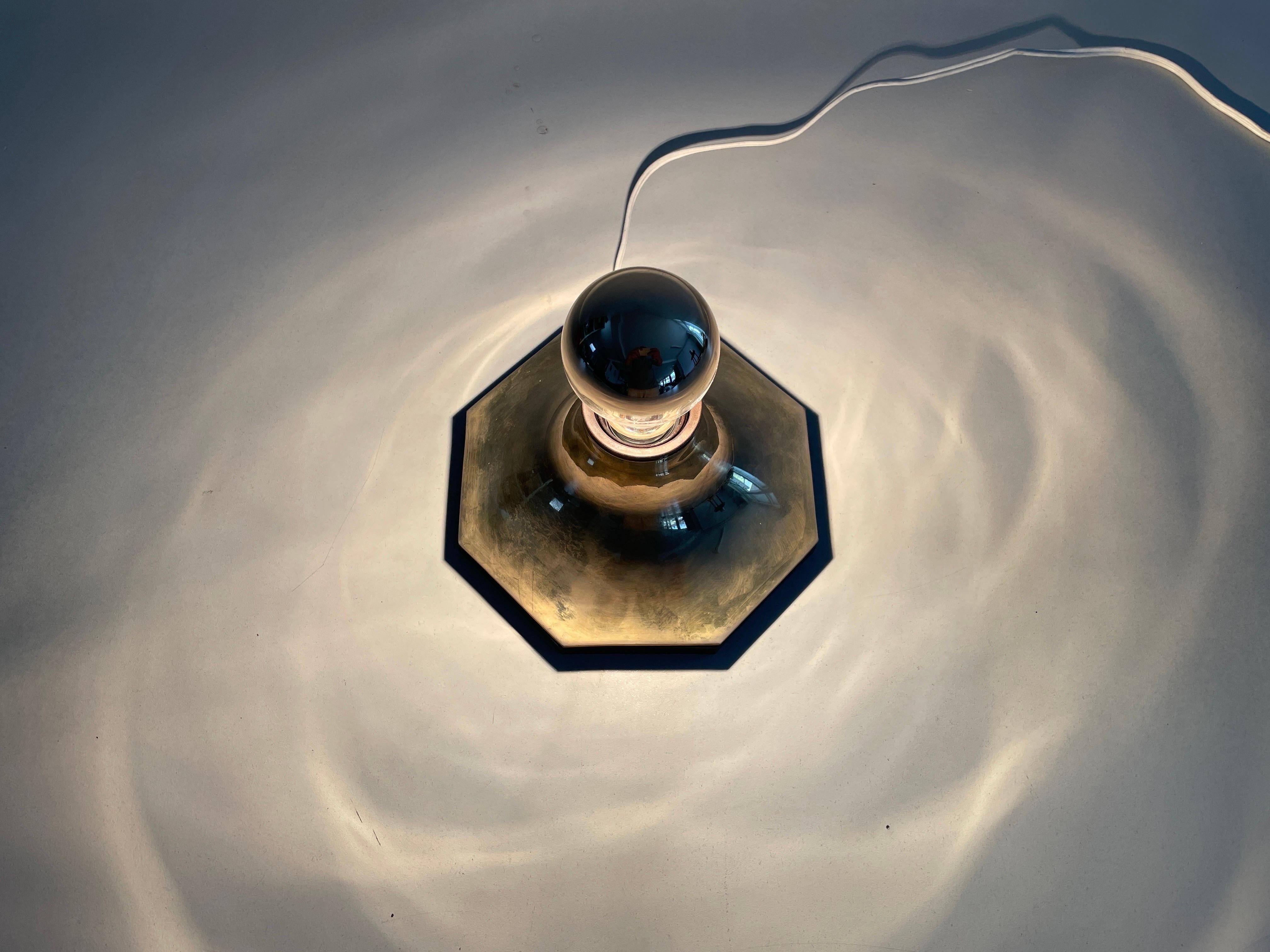 Lampe affleurante simple de Motoko Ishii pour Staff, années 1970, Allemagne en vente 4