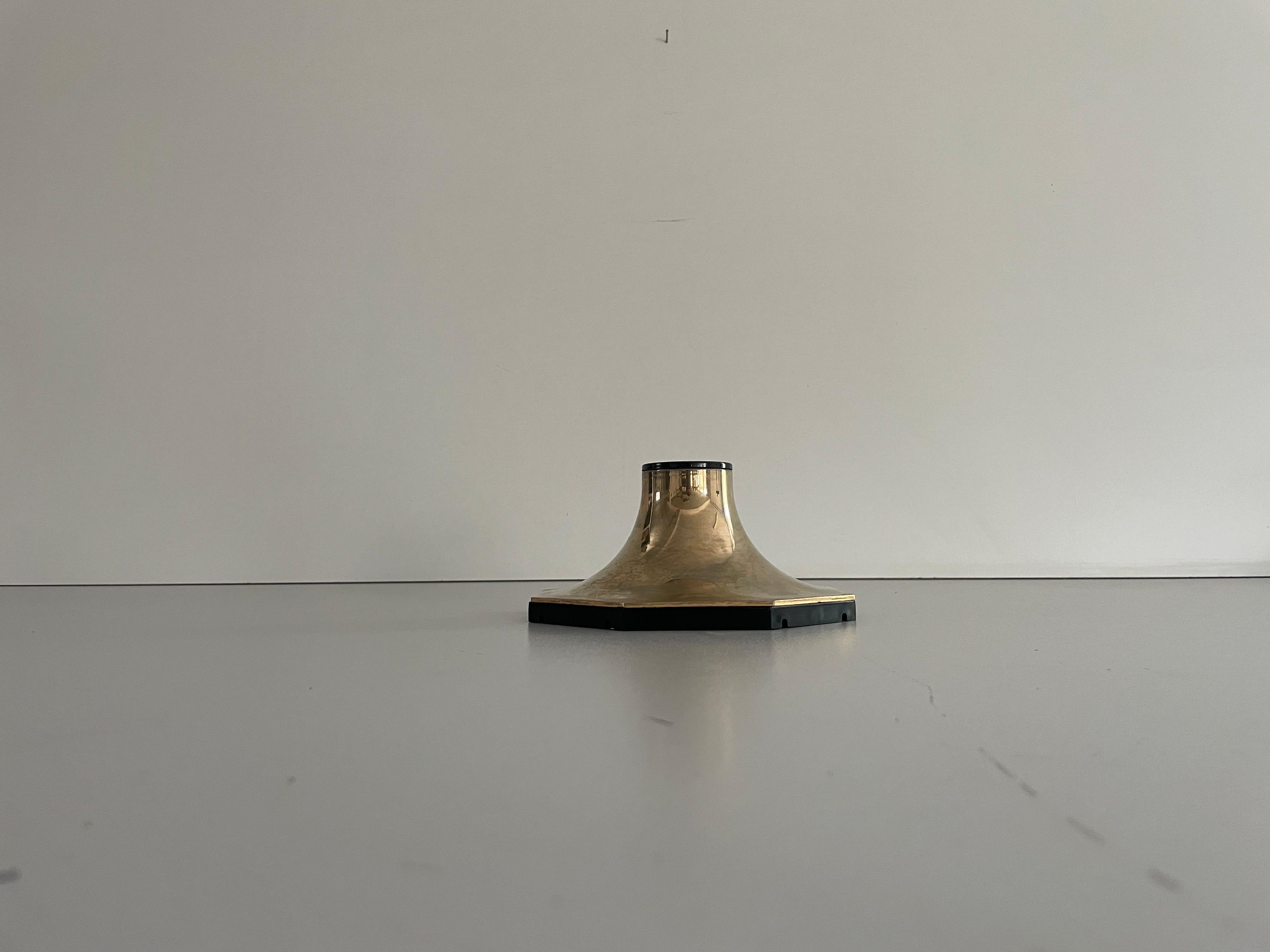 Allemand Lampe affleurante simple de Motoko Ishii pour Staff, années 1970, Allemagne en vente
