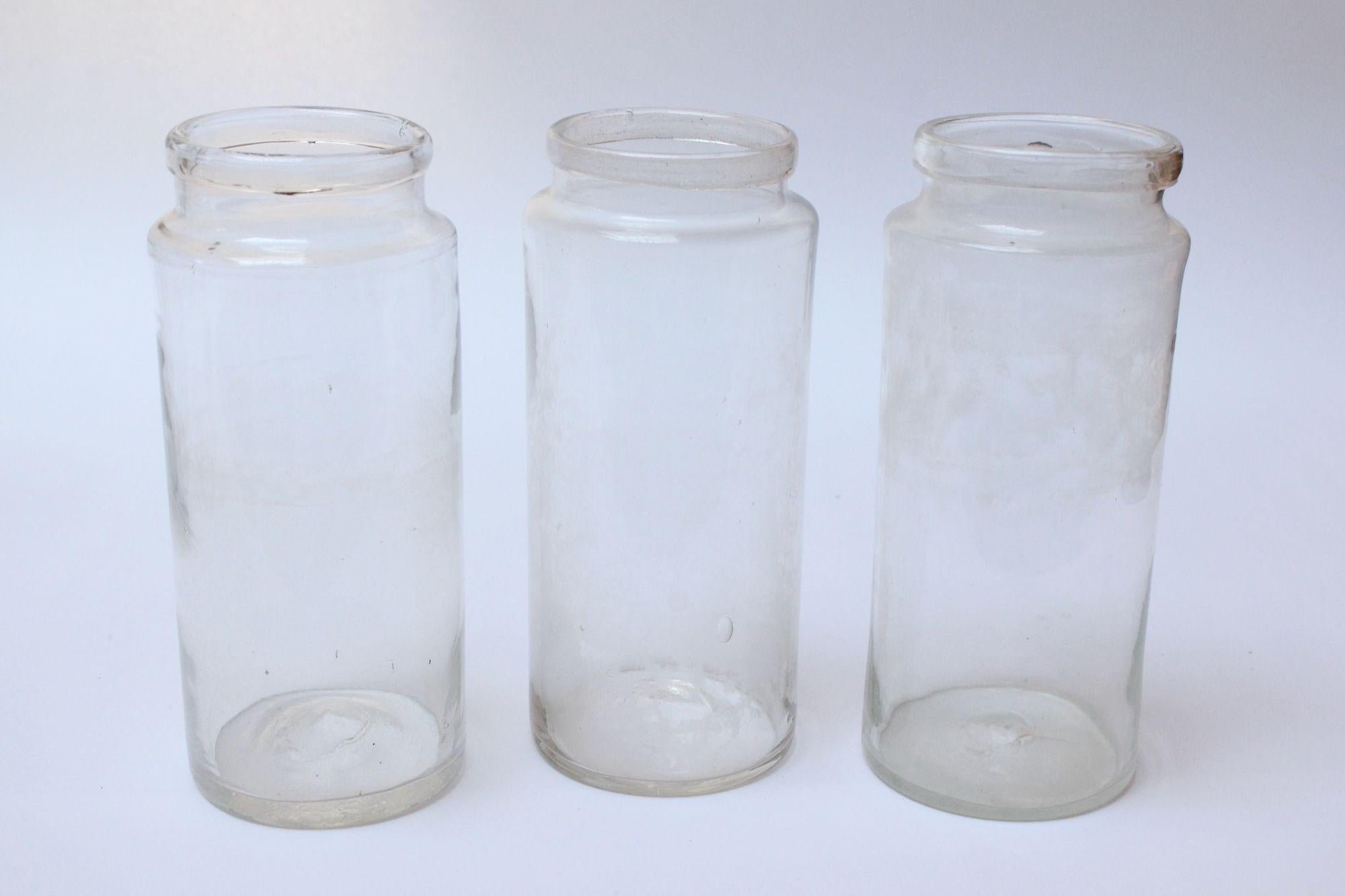 Single French Antique Blown Cylindrical Clear Glass Jar, Ten Available In Good Condition For Sale In Brooklyn, NY