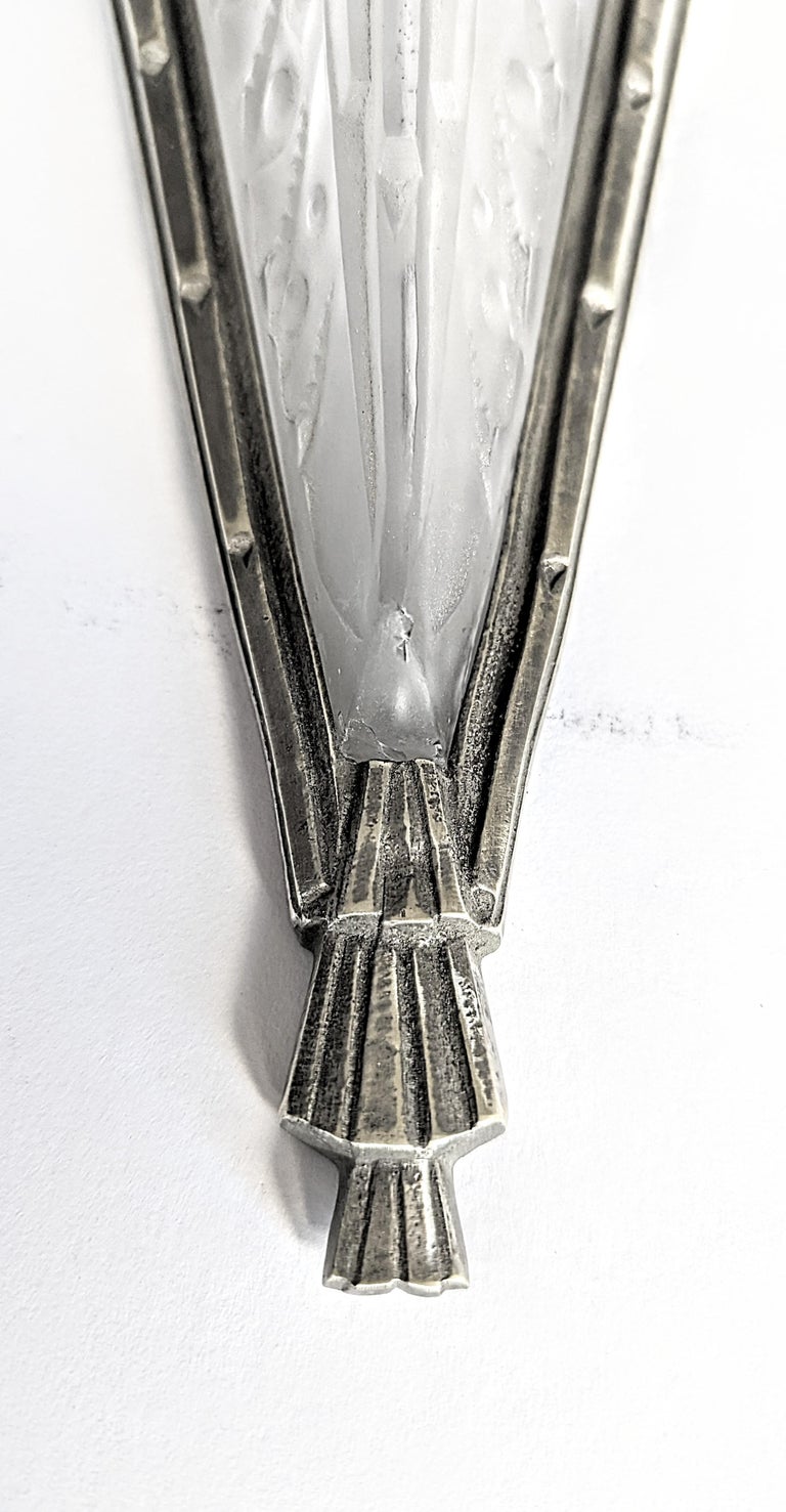Single French Art Deco Wall Sconce For Sale at 1stDibs