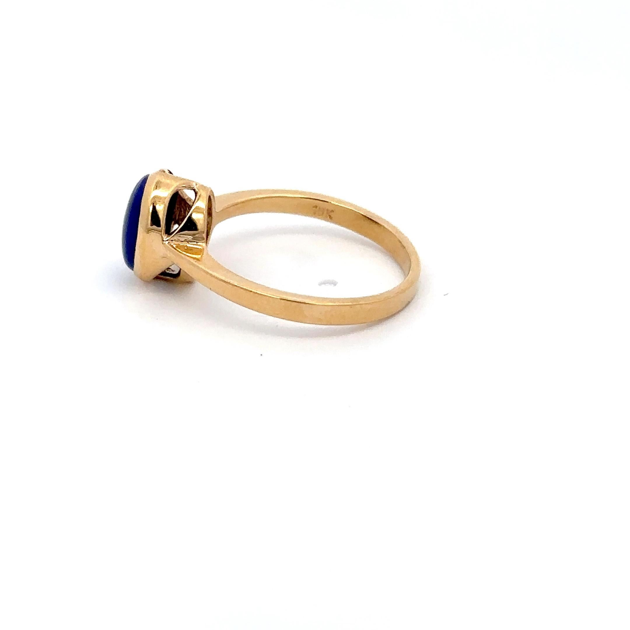Vivid Blue Oval Lapis Lazuli Ring Made in 18 Karat Solid Yellow Gold Unisex Ring 4