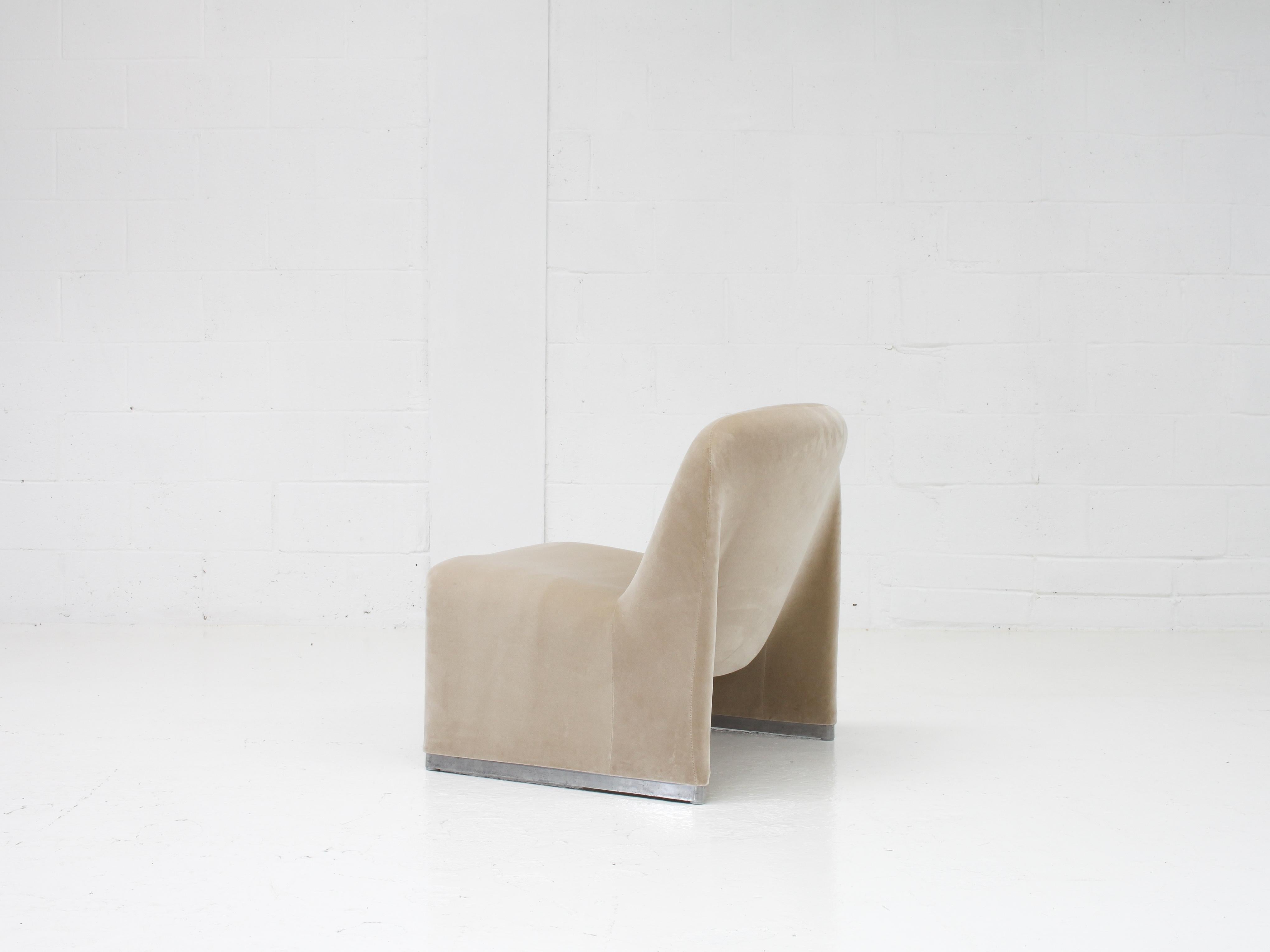 Single Giancarlo Piretti “Alky” Chair in New Velvet, Artifort, 1970s 4