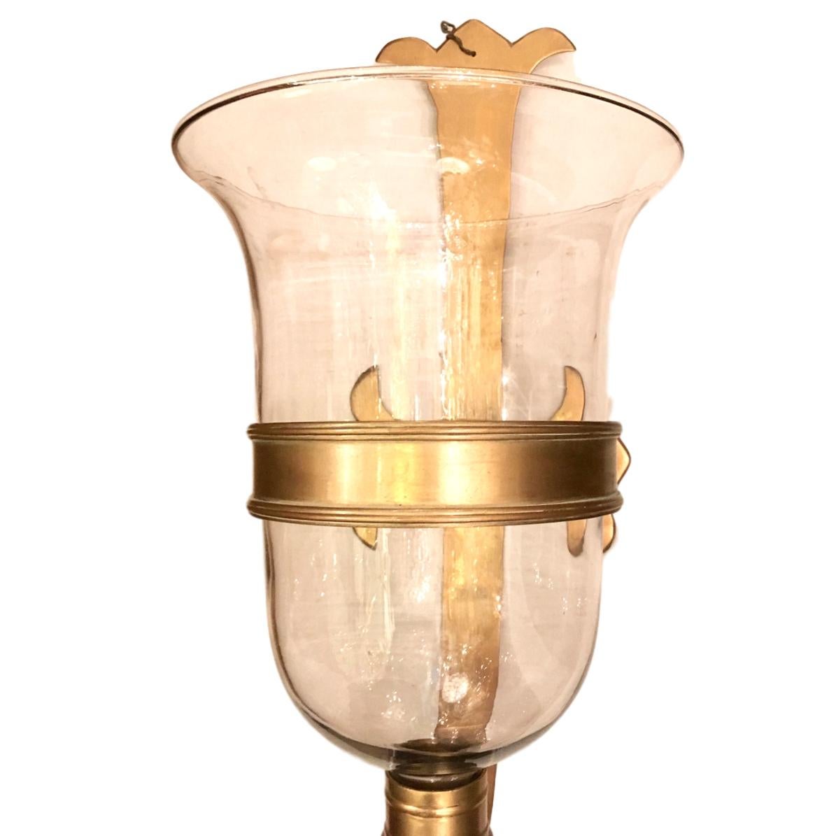 Single Glass Bell Jar Sconce In Good Condition For Sale In New York, NY