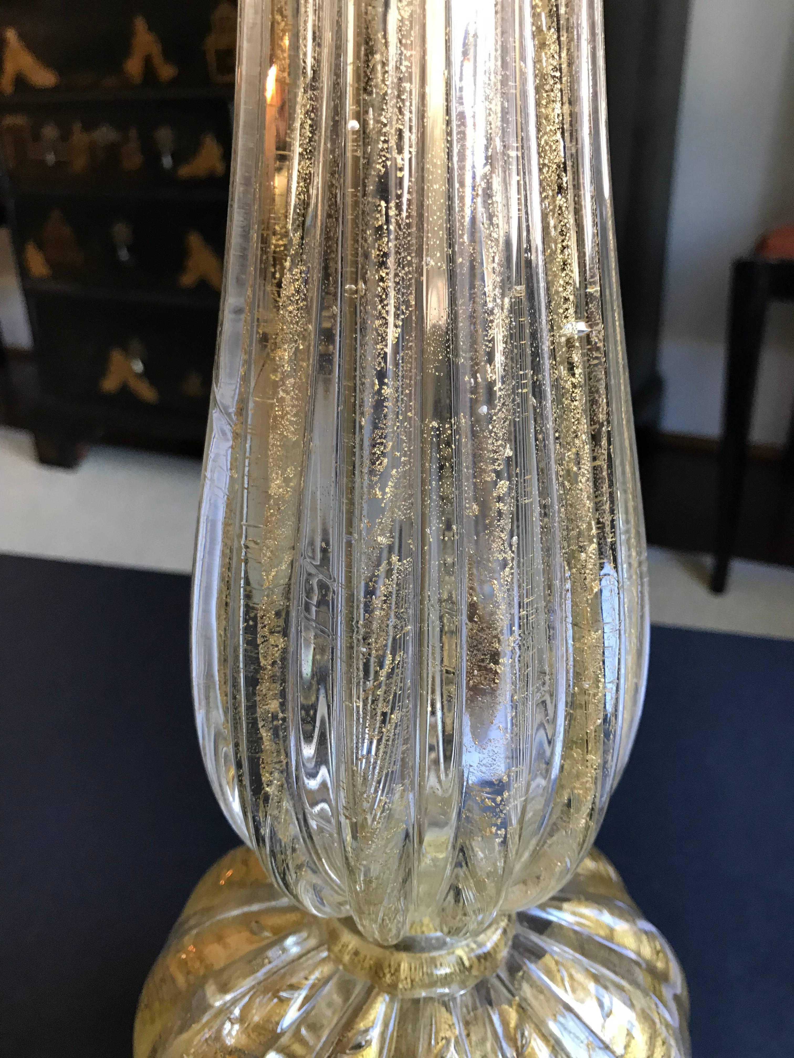 Single Gold Coronado D'oro Italian Murano Glass Footed Lamp For Sale 1