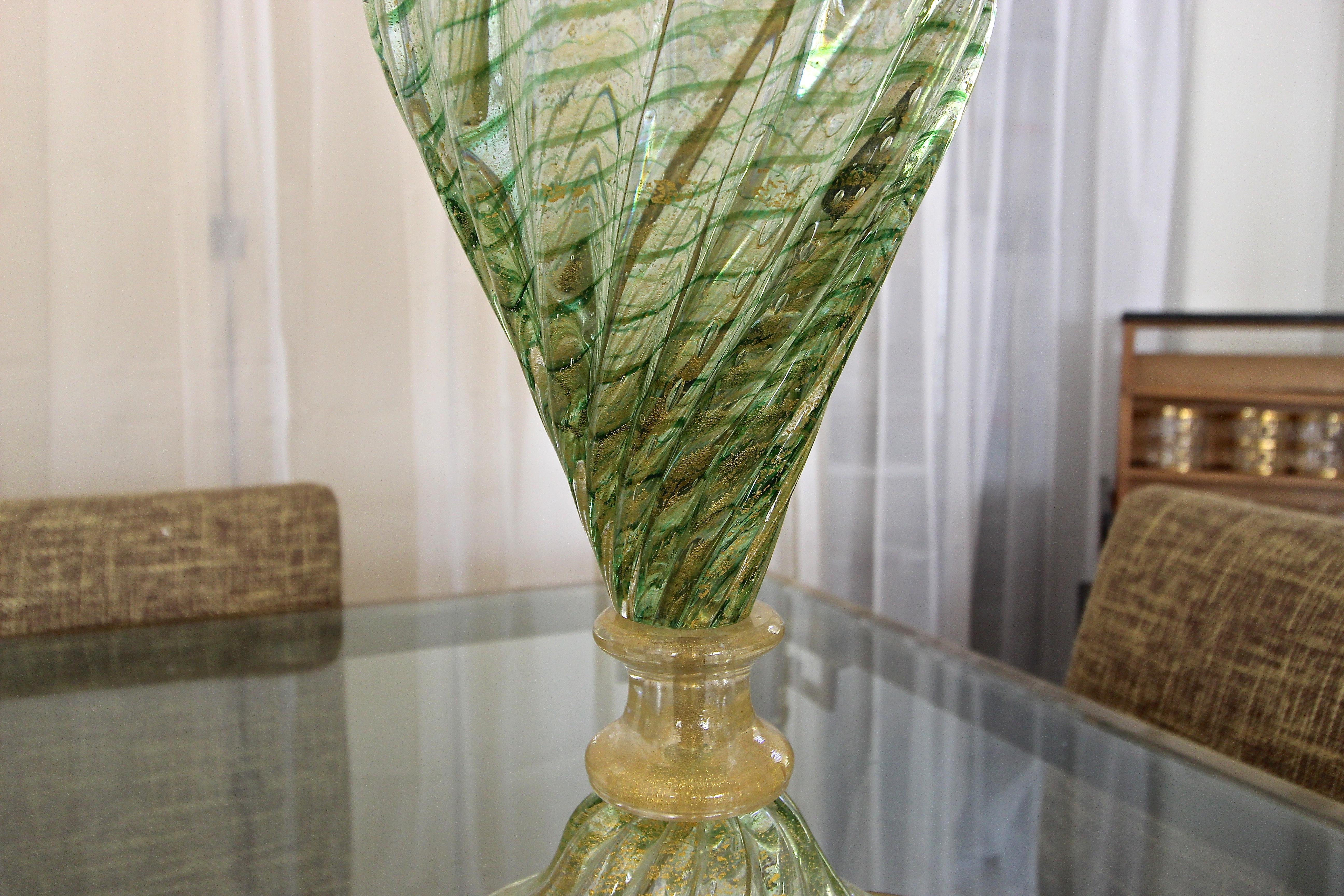 Single Green and Gold Italian Murano Barovier Glass Table Lamp 4
