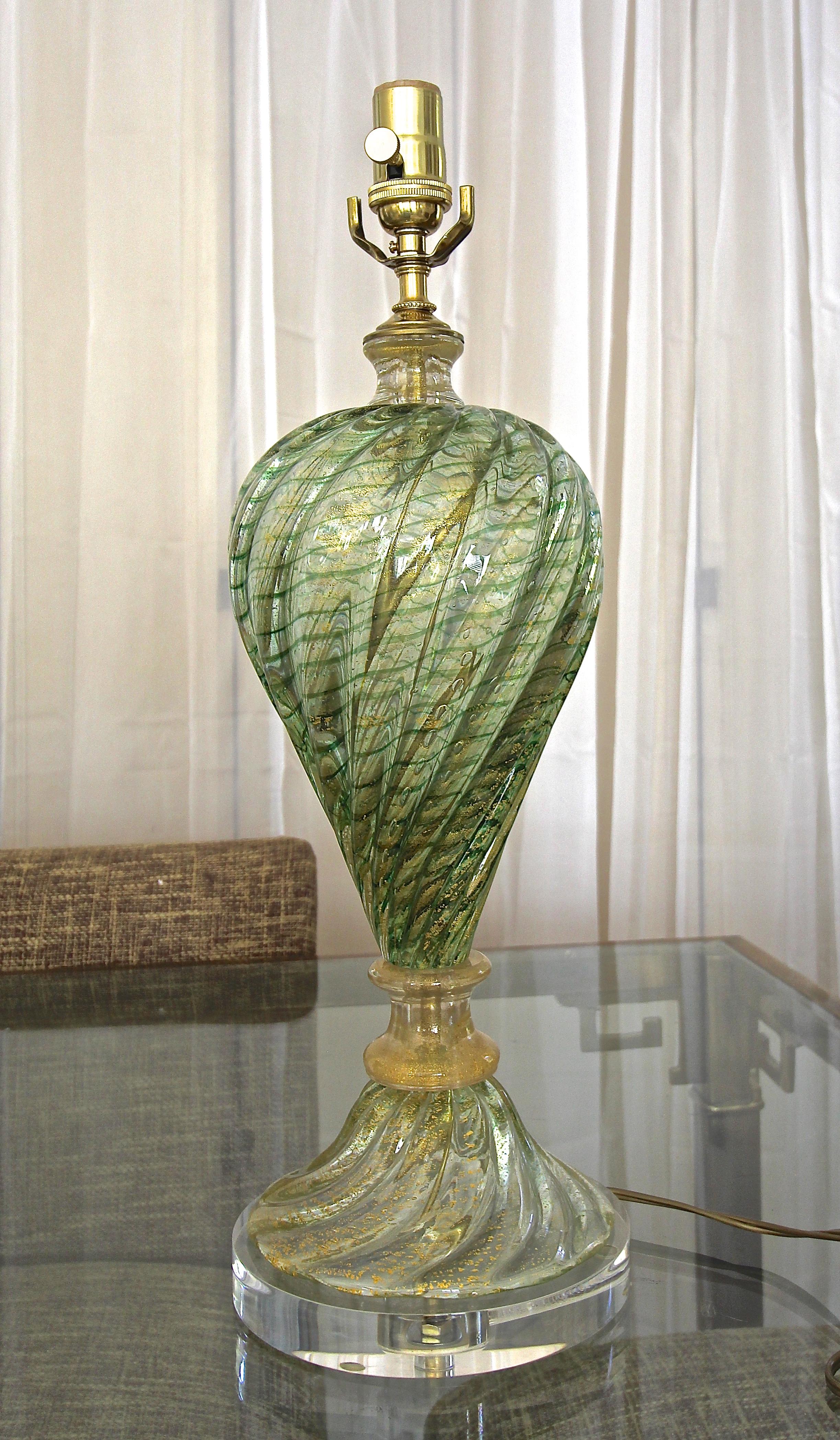 Mid-20th Century Single Green and Gold Italian Murano Barovier Glass Table Lamp