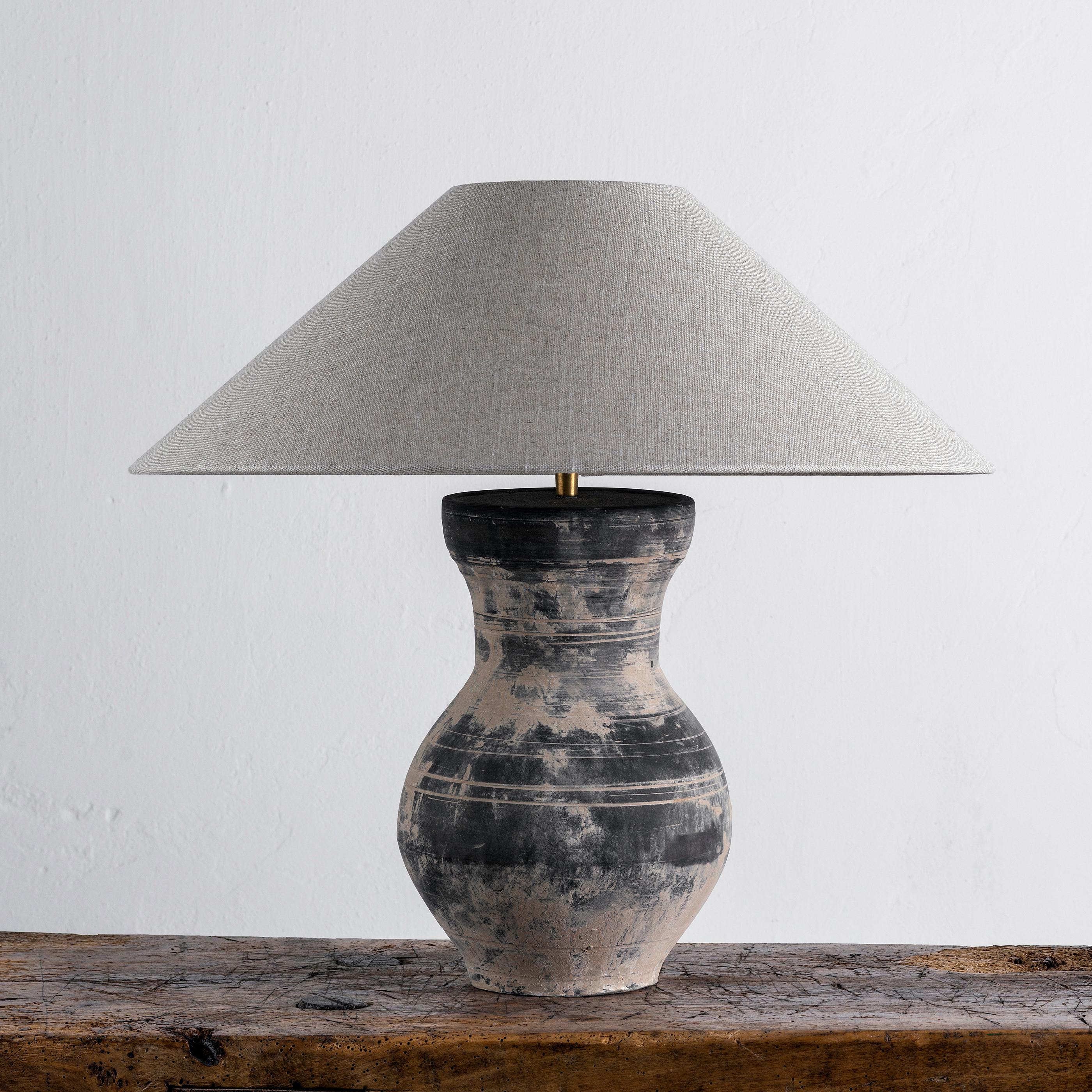 Chinese Single HAN Style Lamp with Belgian Linen Shade For Sale