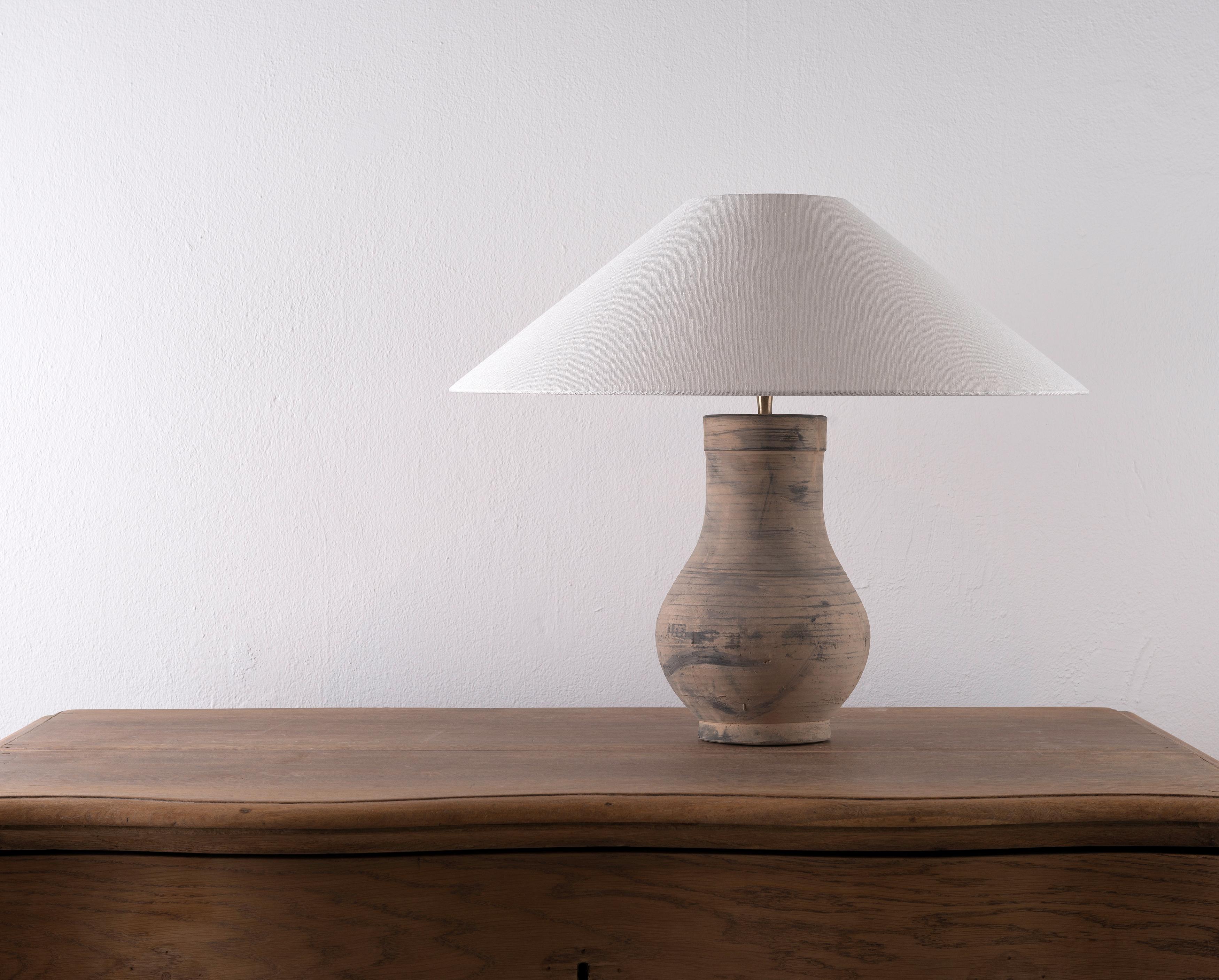 Chinese Single Han Style Lamp with Handmade Belgian Linen Shade For Sale