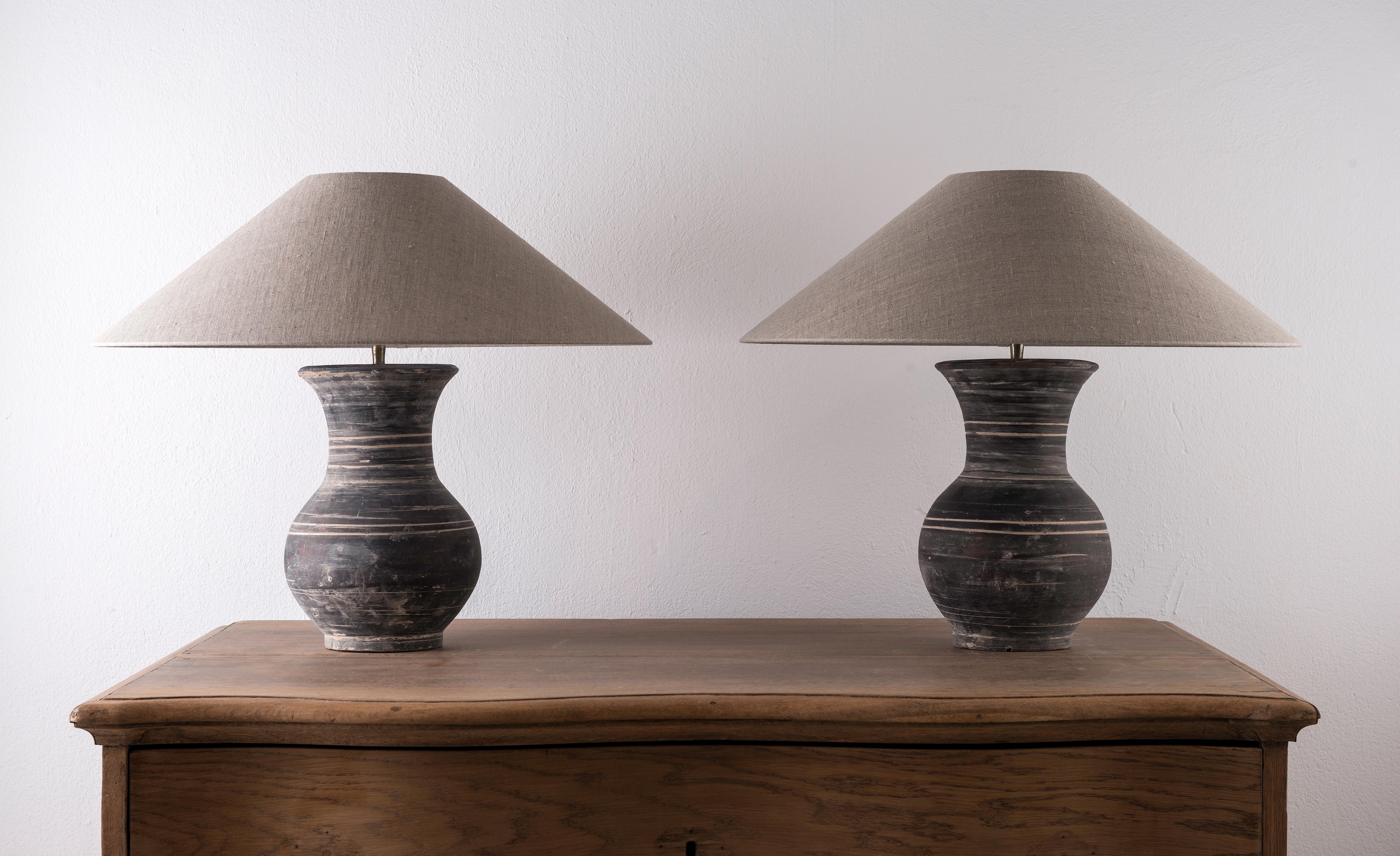 Chinese Single HAN Style Lamp with Handmade Belgian Linen Shade