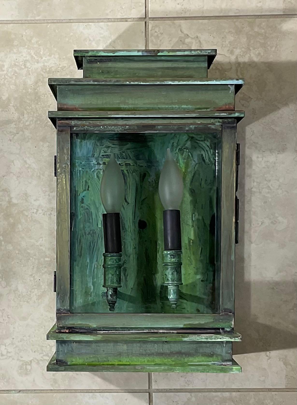 Single Handcrafted Solid Brass  Wall Lantern In Good Condition For Sale In Delray Beach, FL
