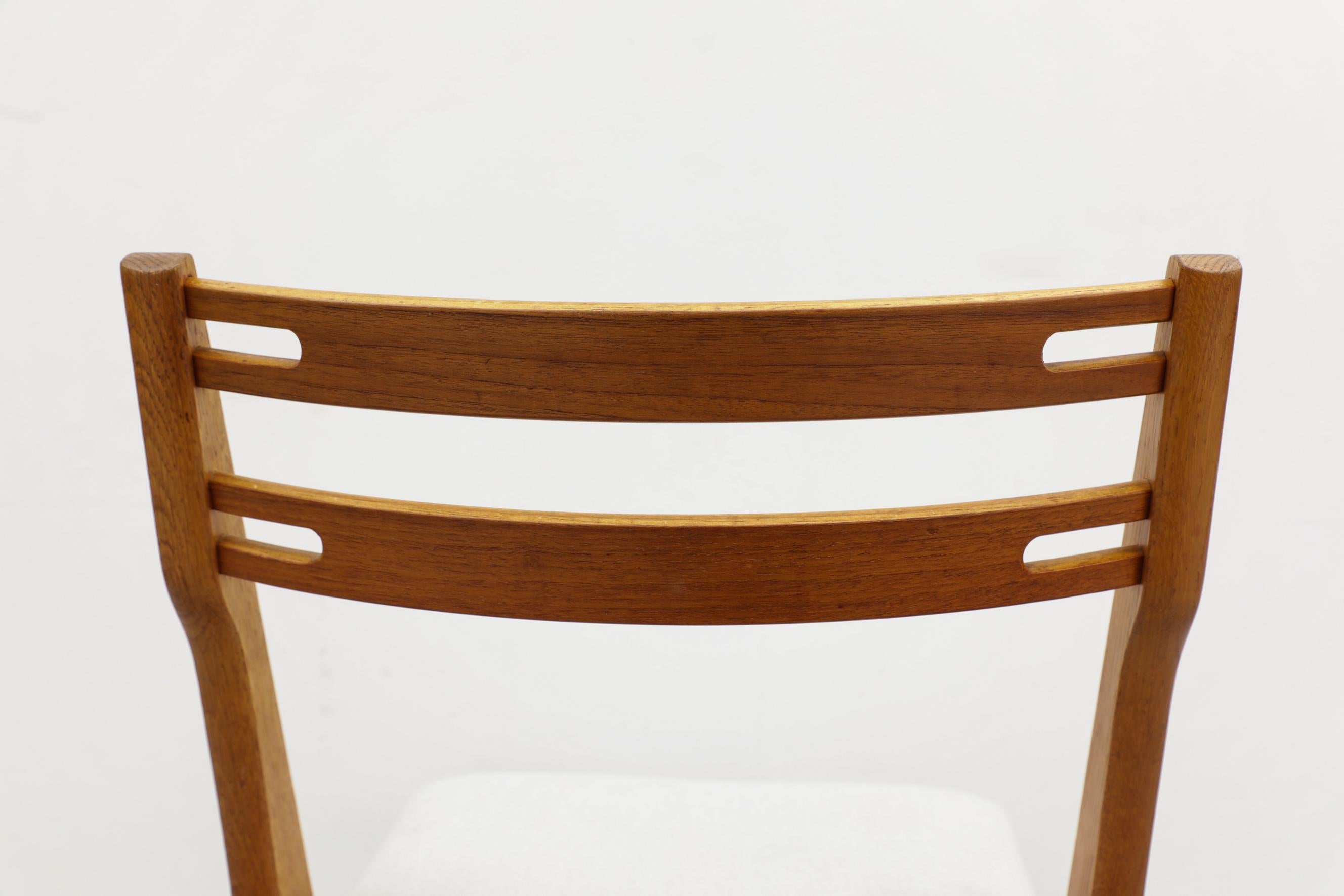 Single Hans Wegner Inspired Oak Dining Chair with Compass Legs and Bowed Back For Sale 6