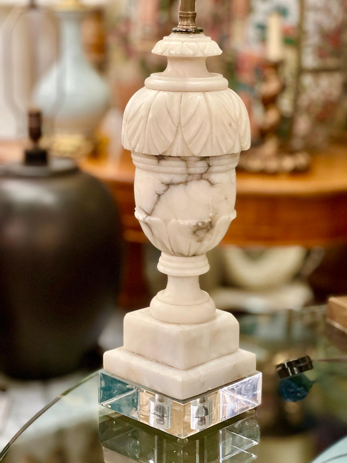 Single Italian Alabaster Lamp 1