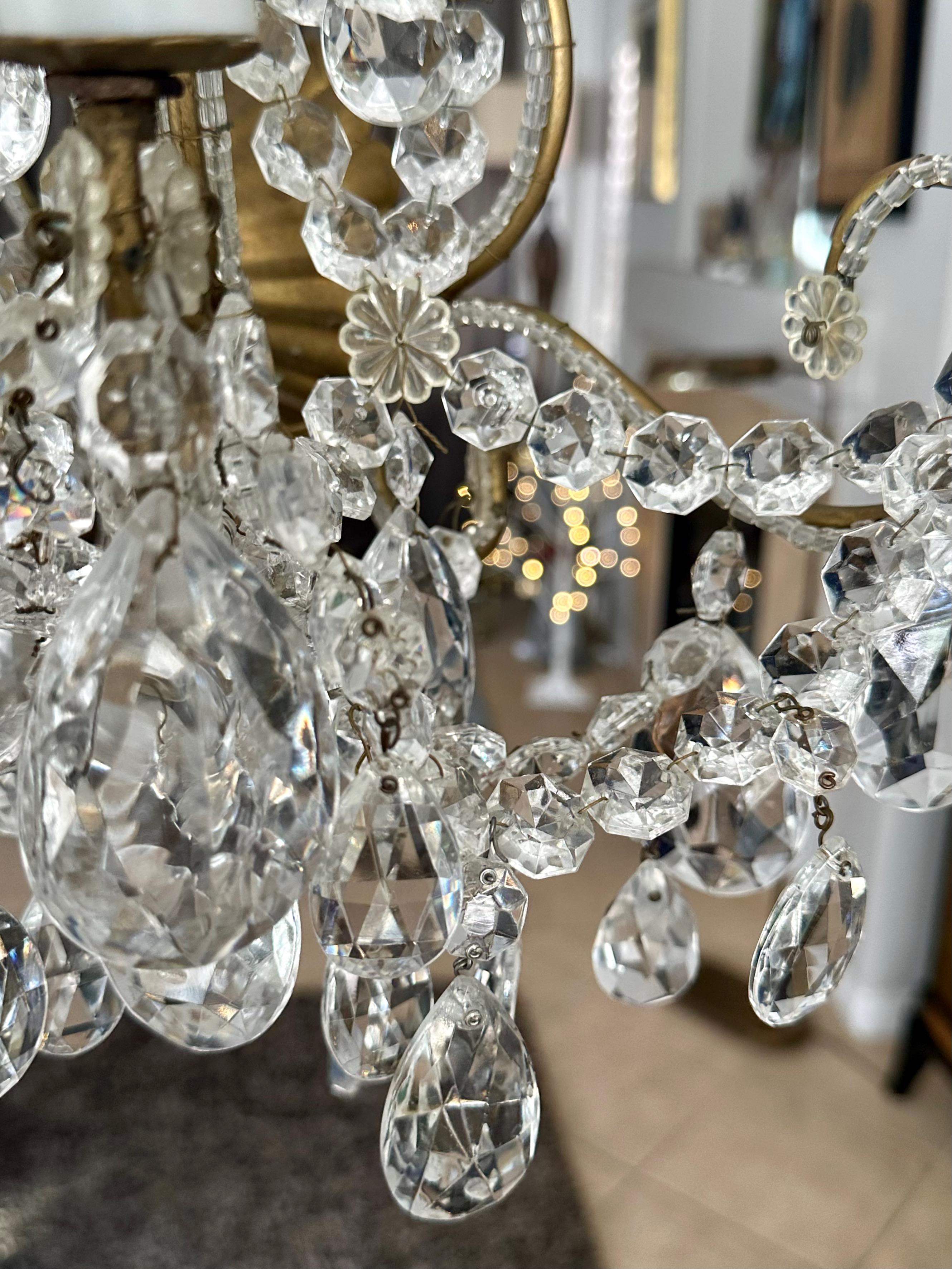 Single Italian Beaded Crystal Brass Wall Light Sconce For Sale 4