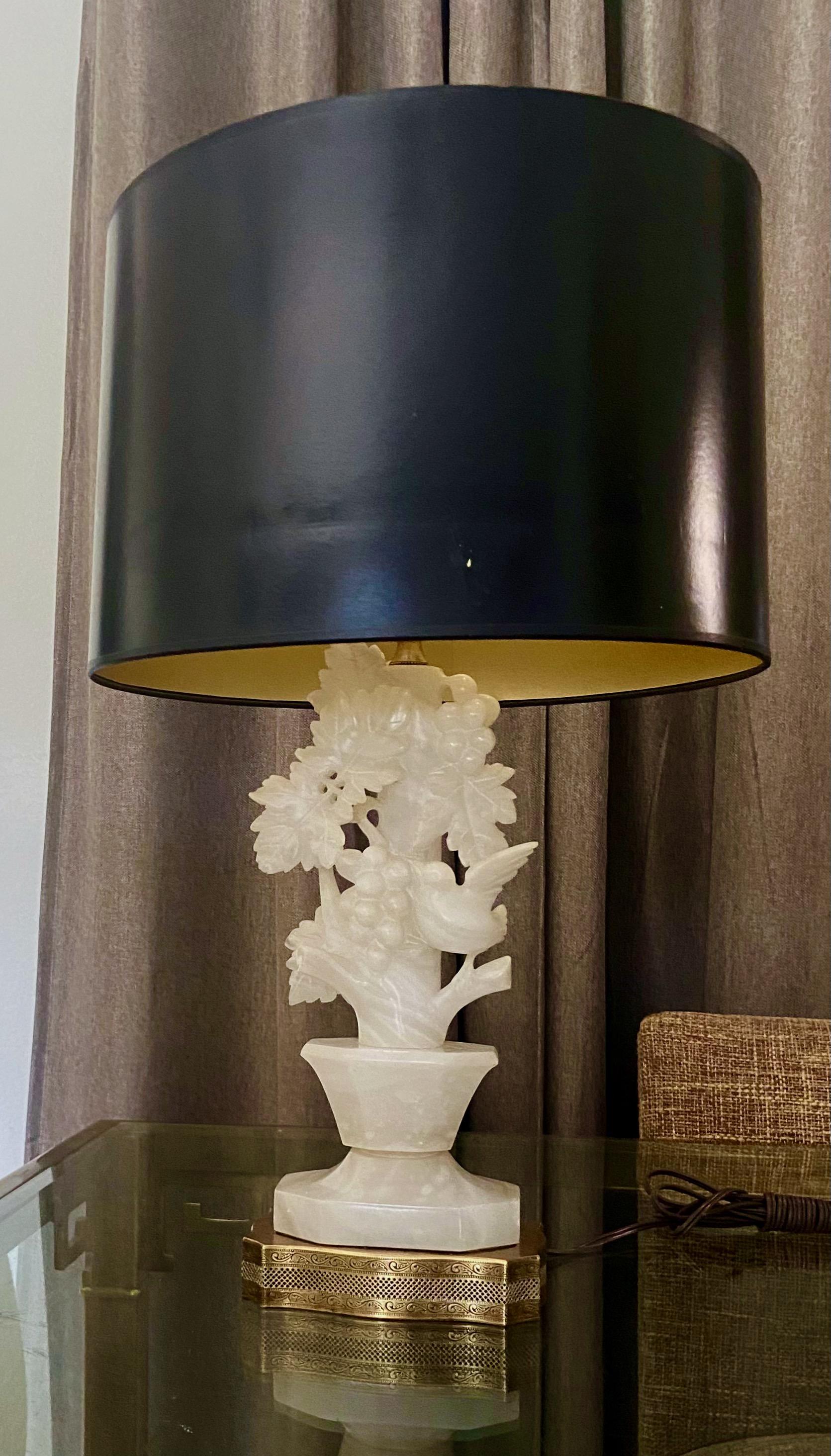 Single Italian Bird Branch Alabaster Table Lamp For Sale 8