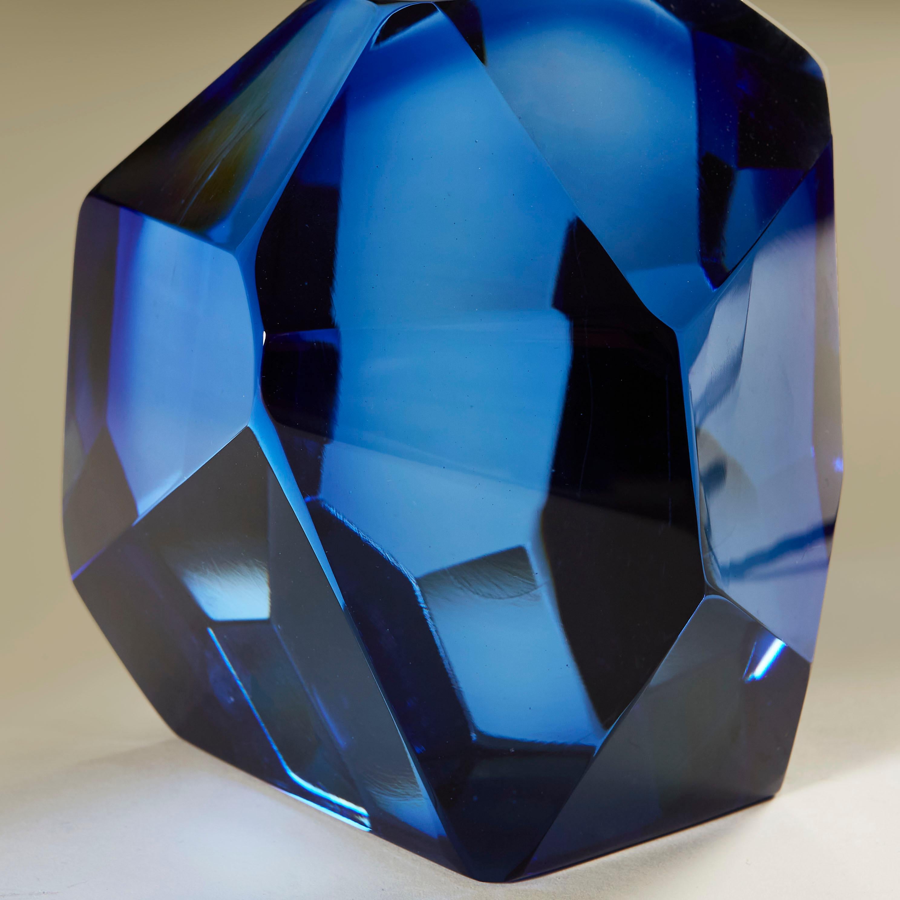 Faceted Single Italian cobalt blue Murano Rock jewel Table Lamp For Sale
