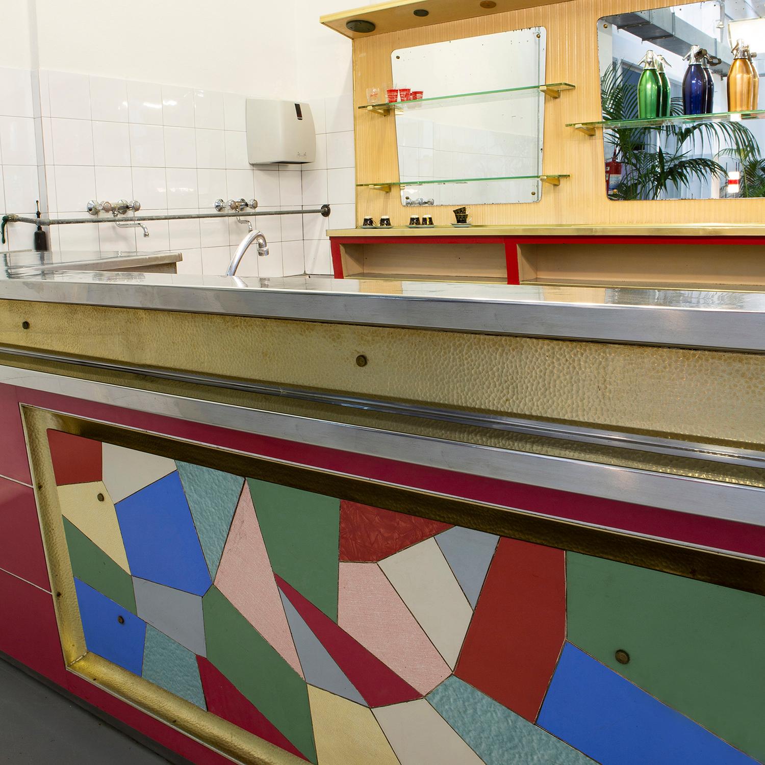 Single Italian Colored Formica, Wood, Steel and Brass Vintage Bar, 1950s In Good Condition In MIlano, IT
