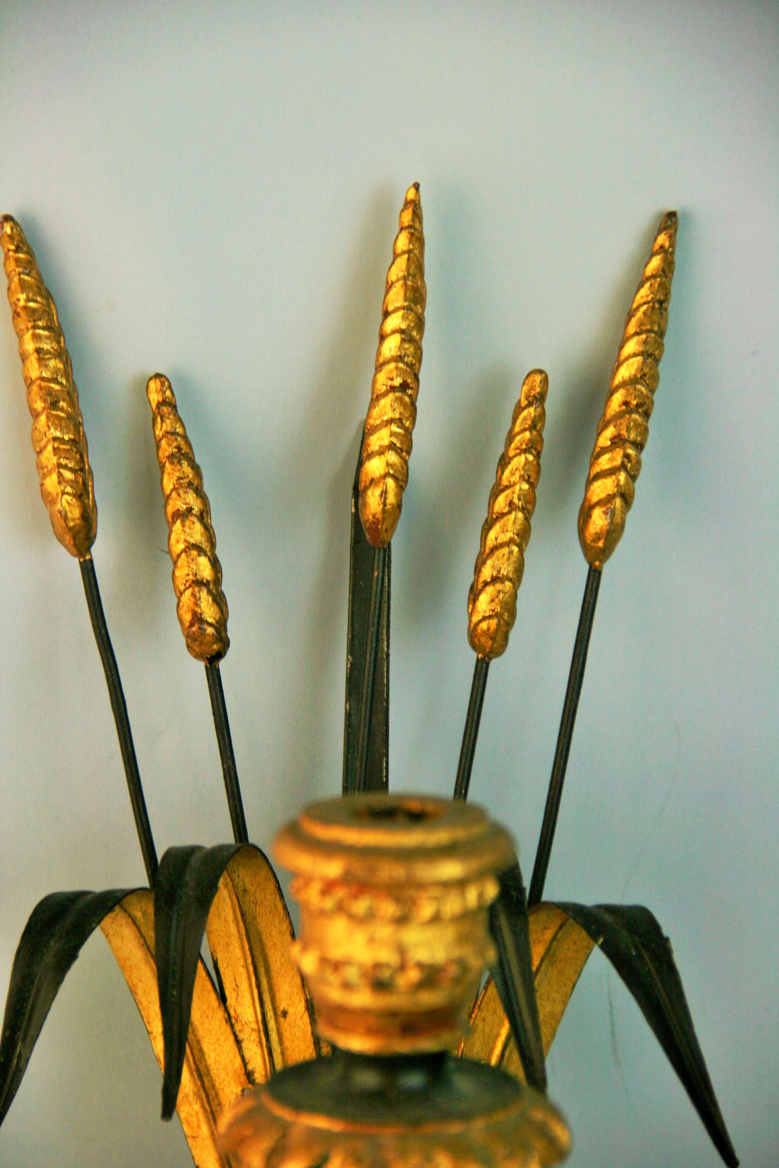 Mid-20th Century Single Italian Leaf and Wheat Gilt Wood Candle Sconce For Sale