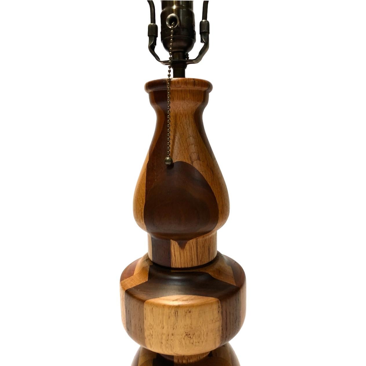 Single Italian Marquetry Table Lamp In Good Condition For Sale In New York, NY